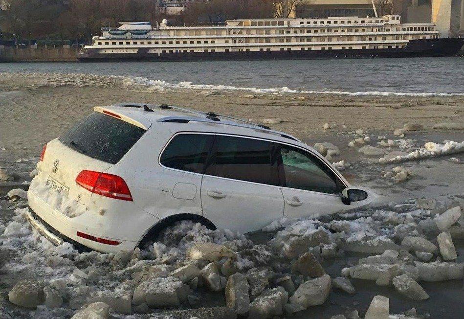 In continuation of the post Another victim of boating in the shallow Taganrog Bay - Don River, Drowned, Shallowing, Video, Longpost