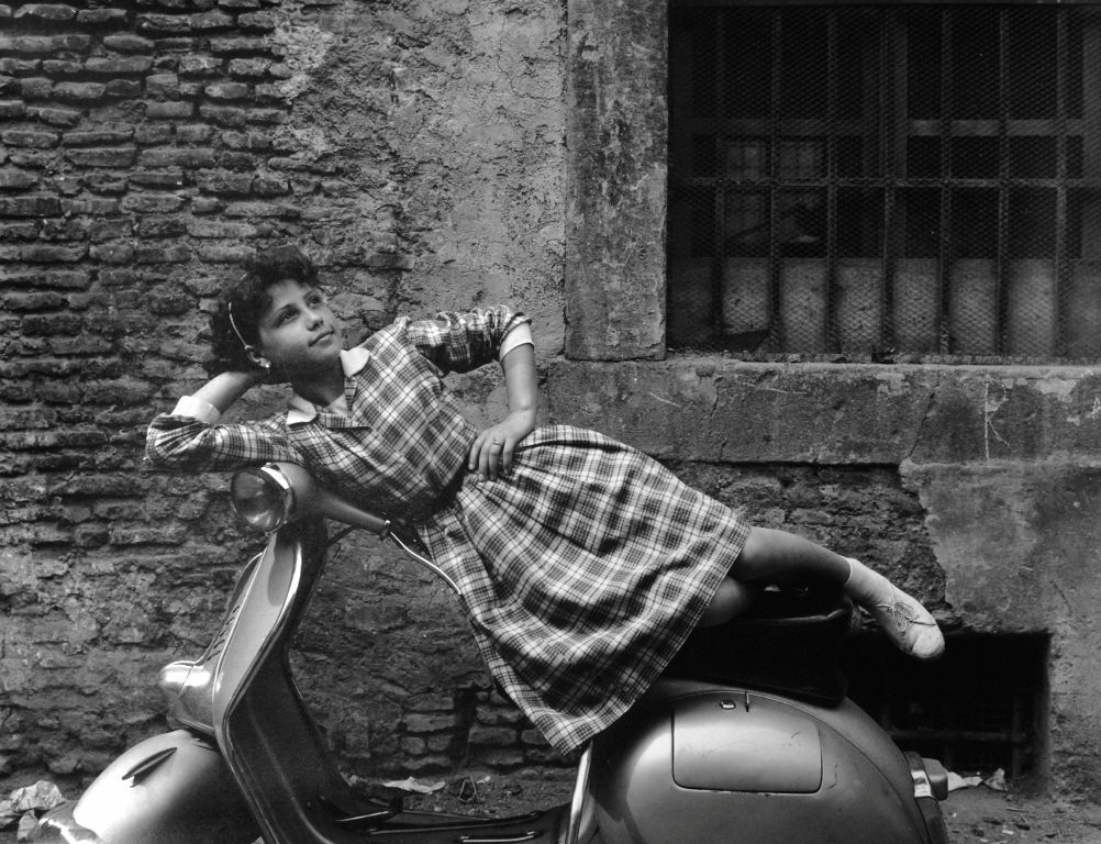 Photos from fascist Italy - Girls, Italy, 1932, Scooter, The Second World War