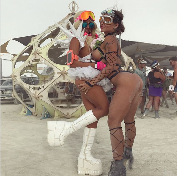 Девушки с фестиваля Burning Man (Клубничка) часть 2 - NSFW, Burning Man, Девушки, Фотография, Фестиваль, Длиннопост, 2019