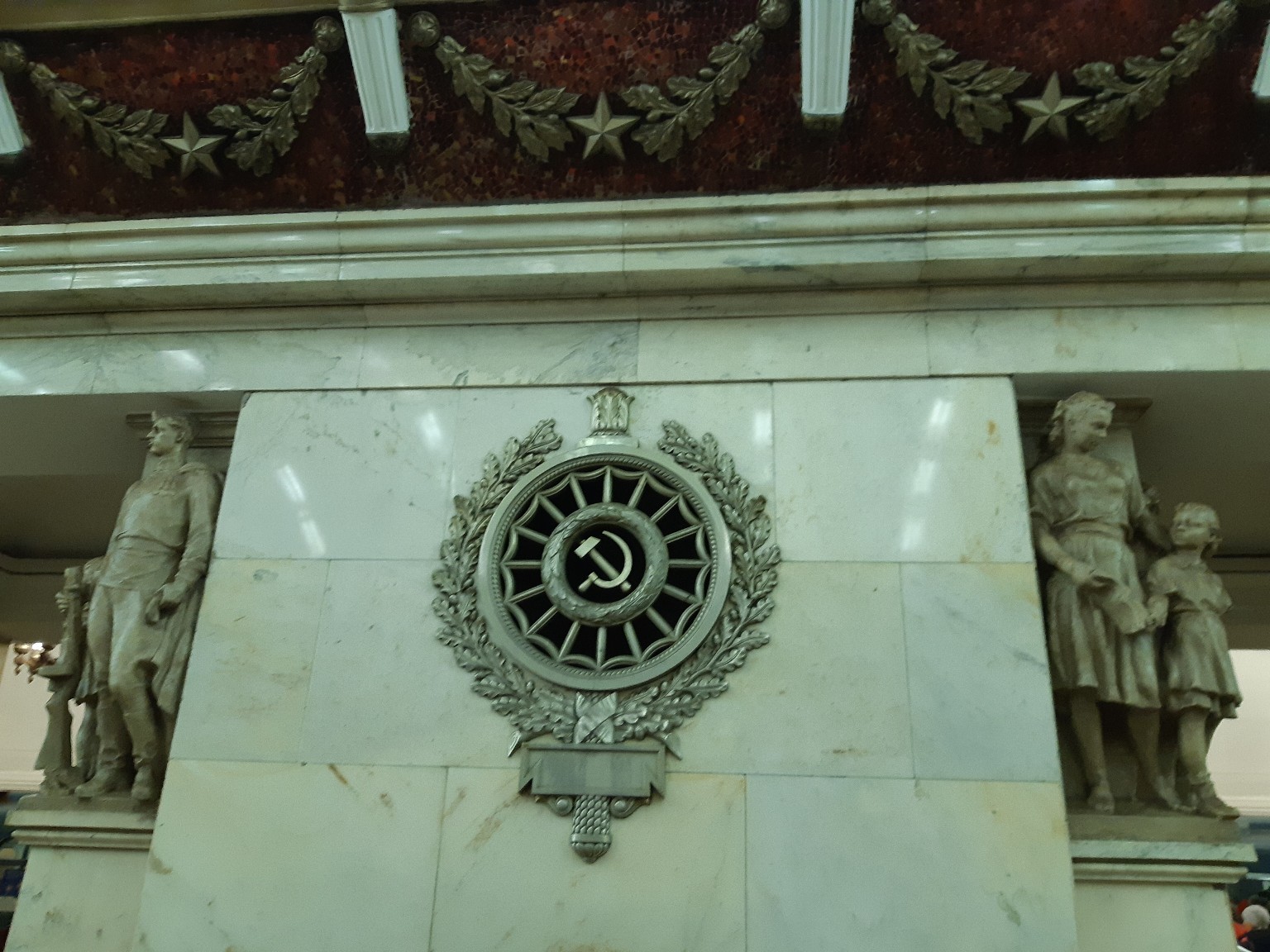 Monuments in the Narvskaya metro station, St. Petersburg - My, Narva, Metro, Metro SPB, Saint Petersburg, Monument, Video, Longpost