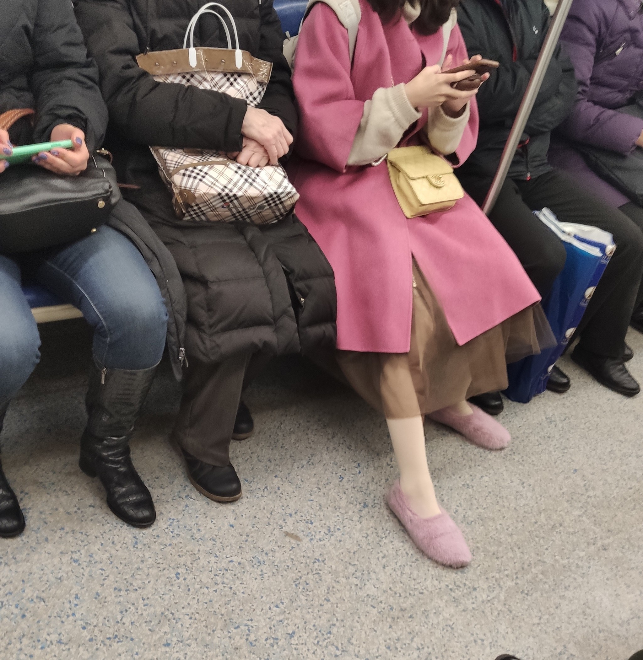 Shoes are clearly not suitable for the weather - My, Moscow, Metro, Shoes