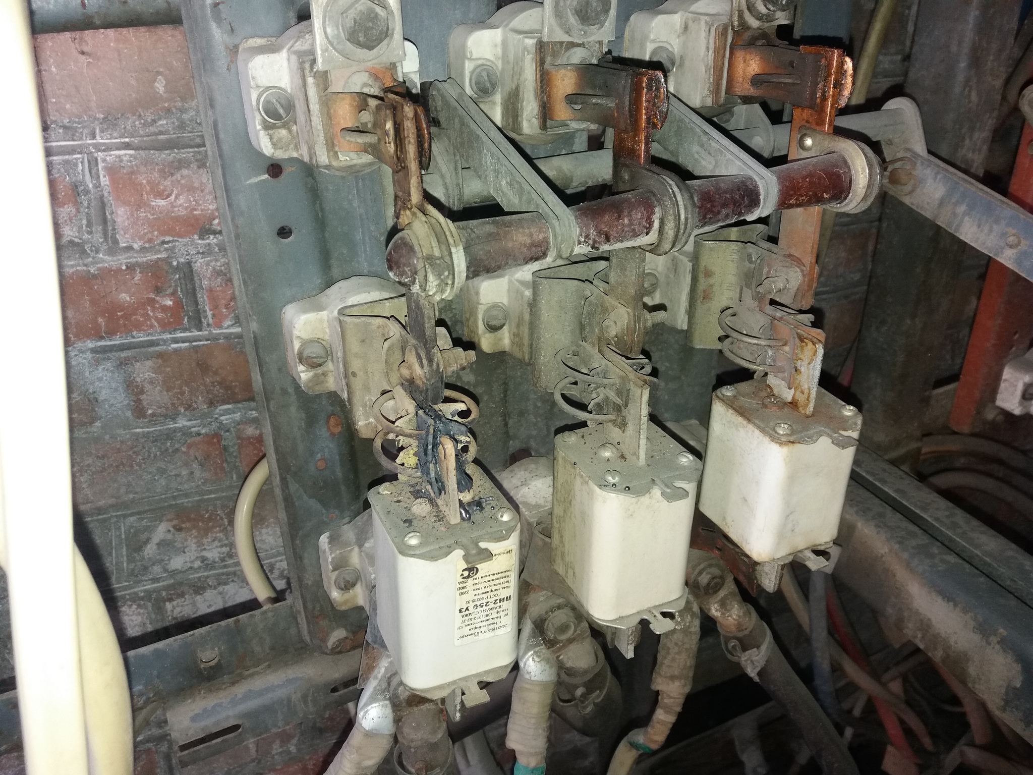 Not all fuses are created equal - My, Electricity, Defect, Repair, Repair of equipment, Longpost