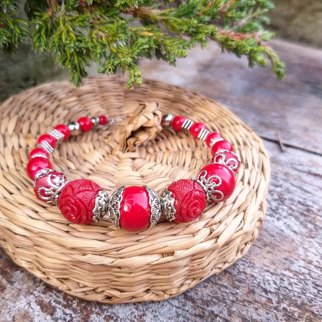 I switch to RED - My, Red, Bijouterie, Handmade, A bracelet, Red bracelets, Longpost, Needlework without process