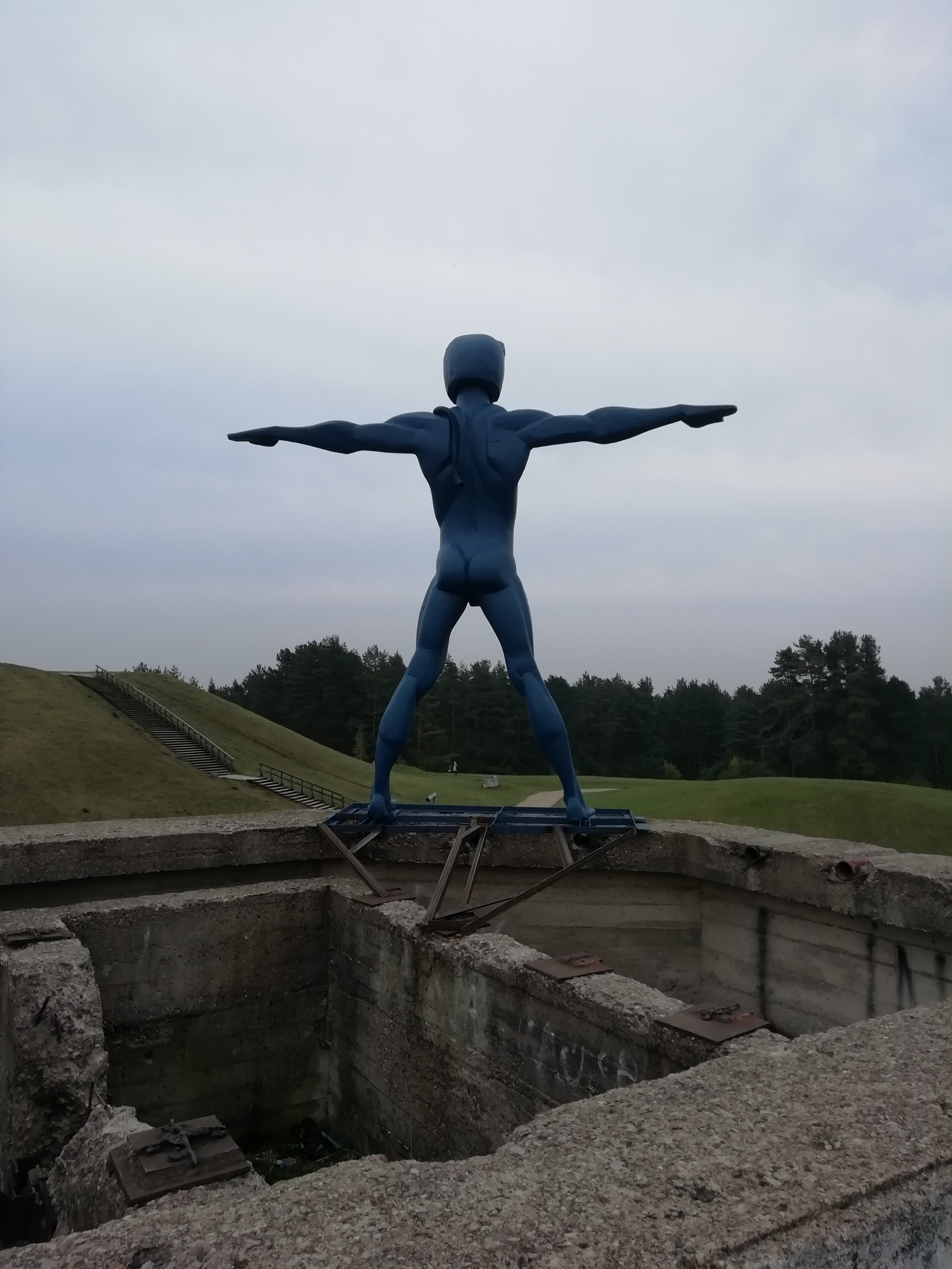 It was - it became - Lithuania, Siauliai, Monument, Longpost