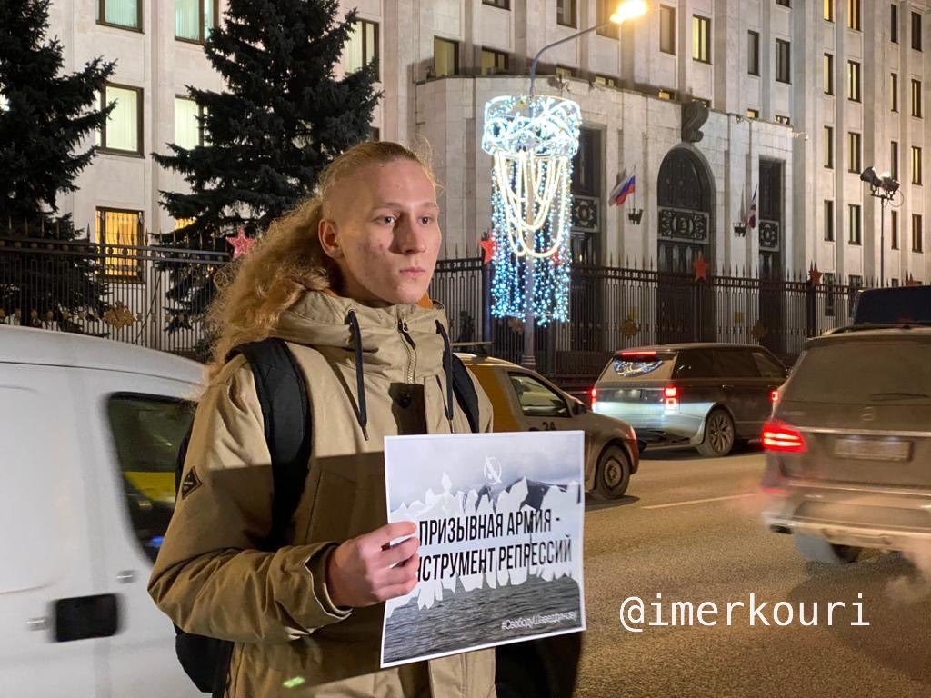 It's begun - Ruslan Shaveddinov, Picketers, Army, Longpost