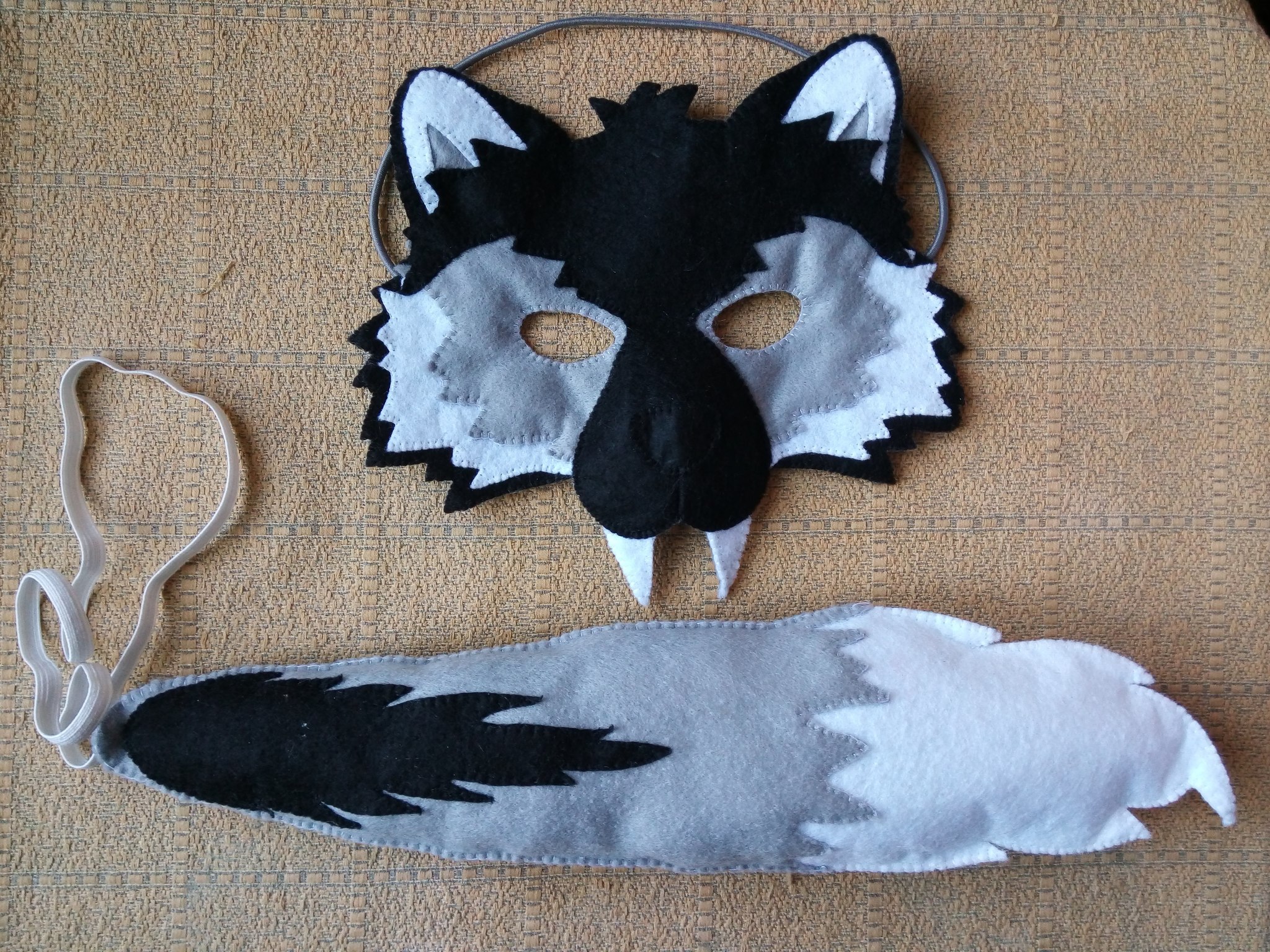 Поделка маска волка