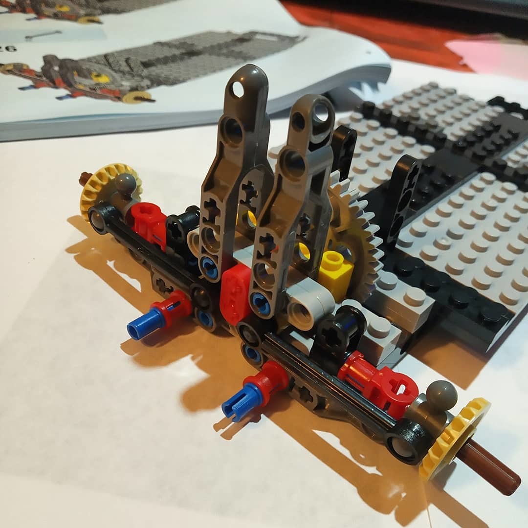 Ford Mustang GT 1967 Lepin 21047 2 3