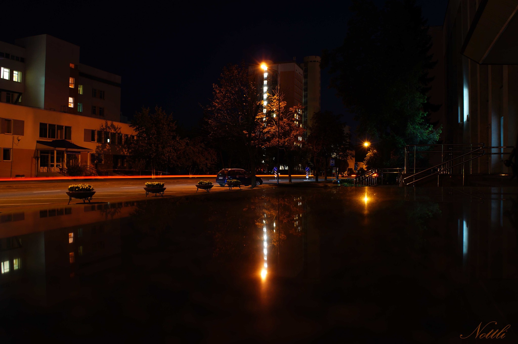 Minsk in the light of lanterns. Part 1 - My, Minsk, Republic of Belarus, The photo, Таймлапс, Night, Longpost