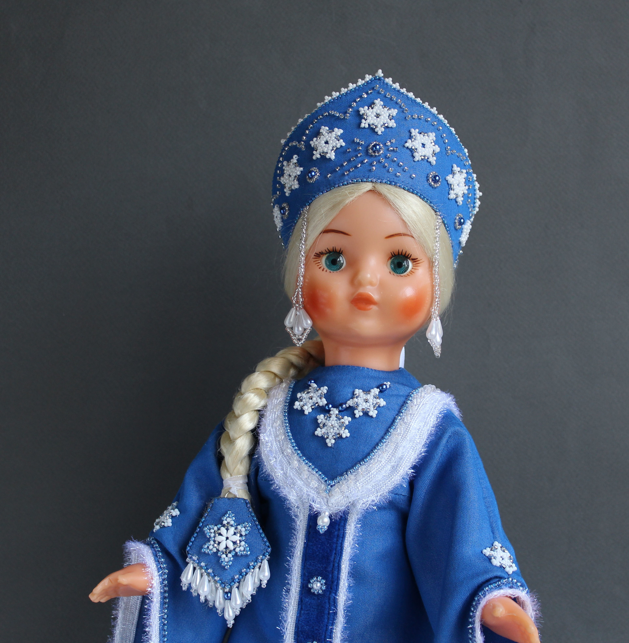 Snow Maiden in your feed) - My, Snow Maiden, New Year, Needlework without process, Doll, Beads, Longpost