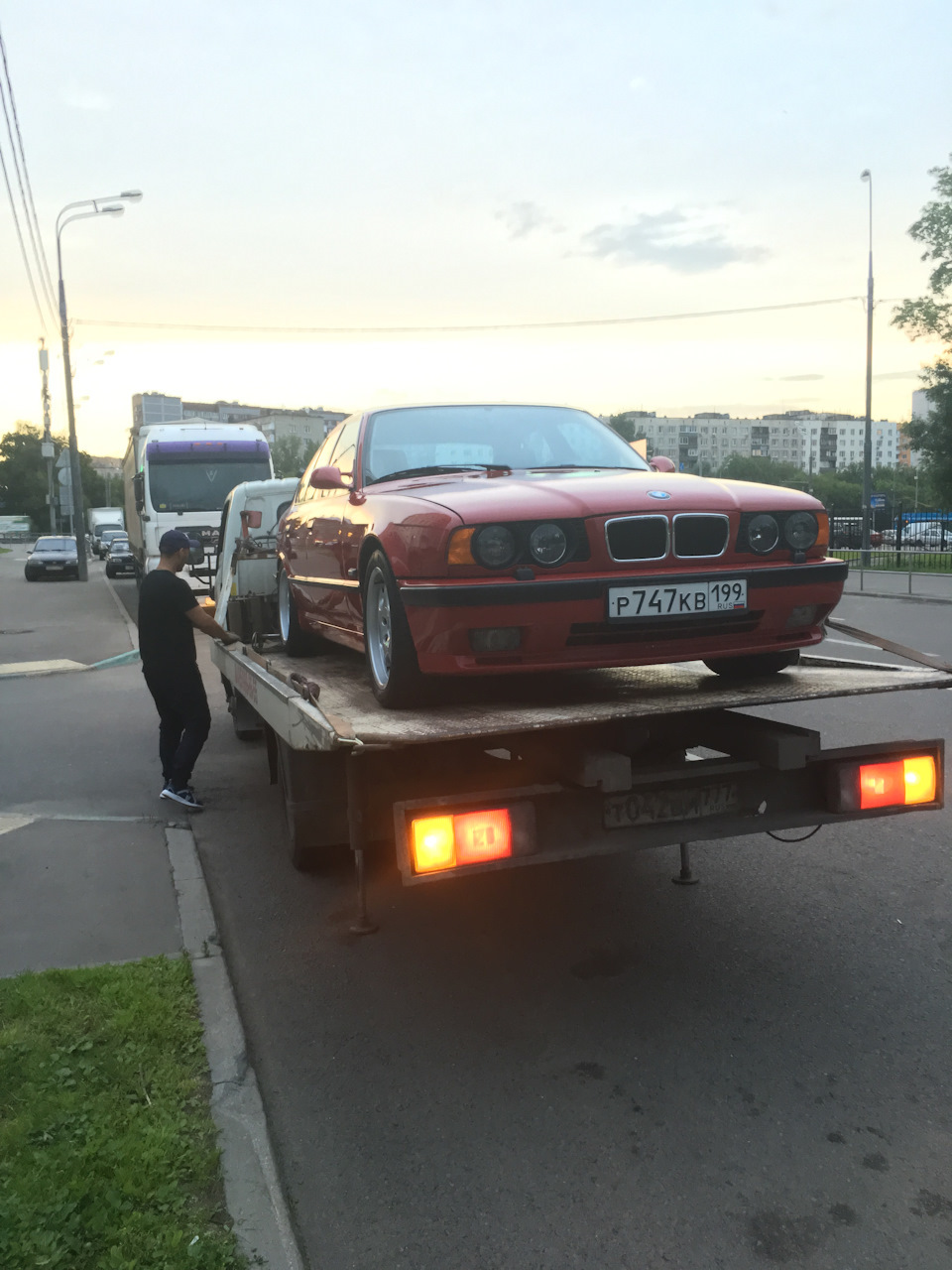 История создания BMW E34 M5 с нуля. Часть 2. Система ГУР и рулевой редуктор  | Пикабу