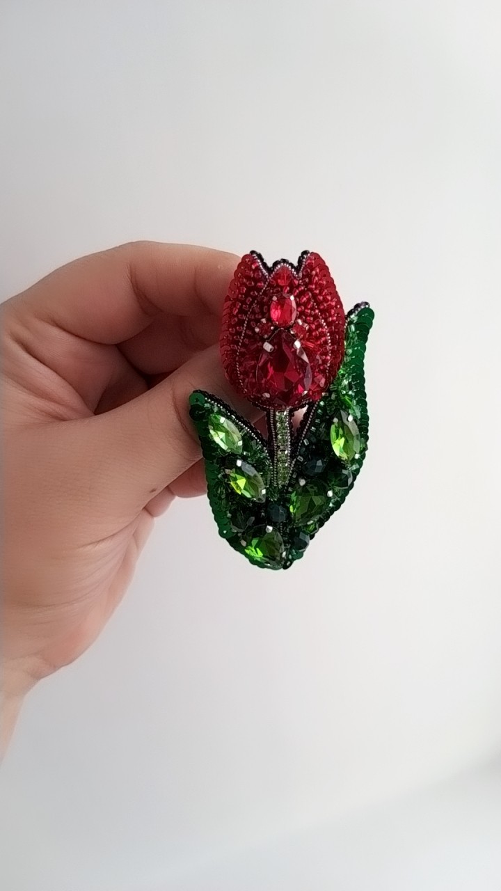 Handmade brooch, Tulip - My, Brooch, Brooch with flowers, Handmade, Needlework without process, Tulips, Beadwork, Longpost