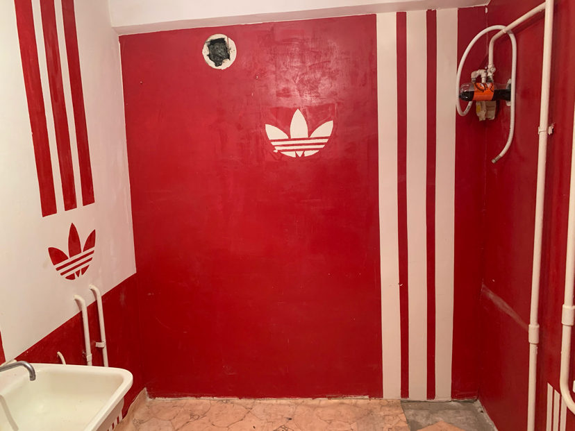 Adidas lifestyle or clean kitchen! - Kitchen, Repair, Red