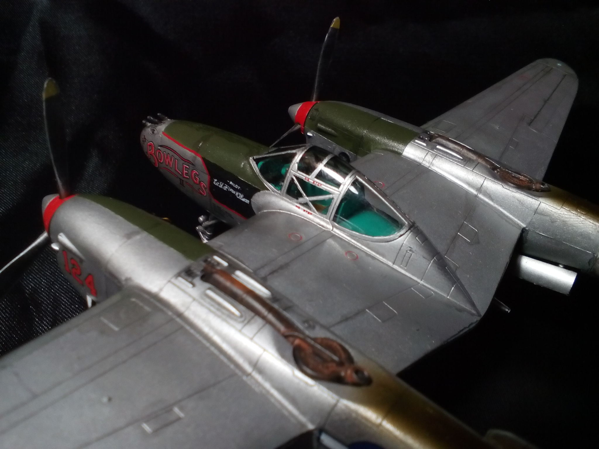 Two-tailed devil. Lockheed P-38-L5 Lightning - My, Stand modeling, Aircraft modeling, Prefabricated model, The Second World War, Lightning, Fighter, Airbrushing, Longpost