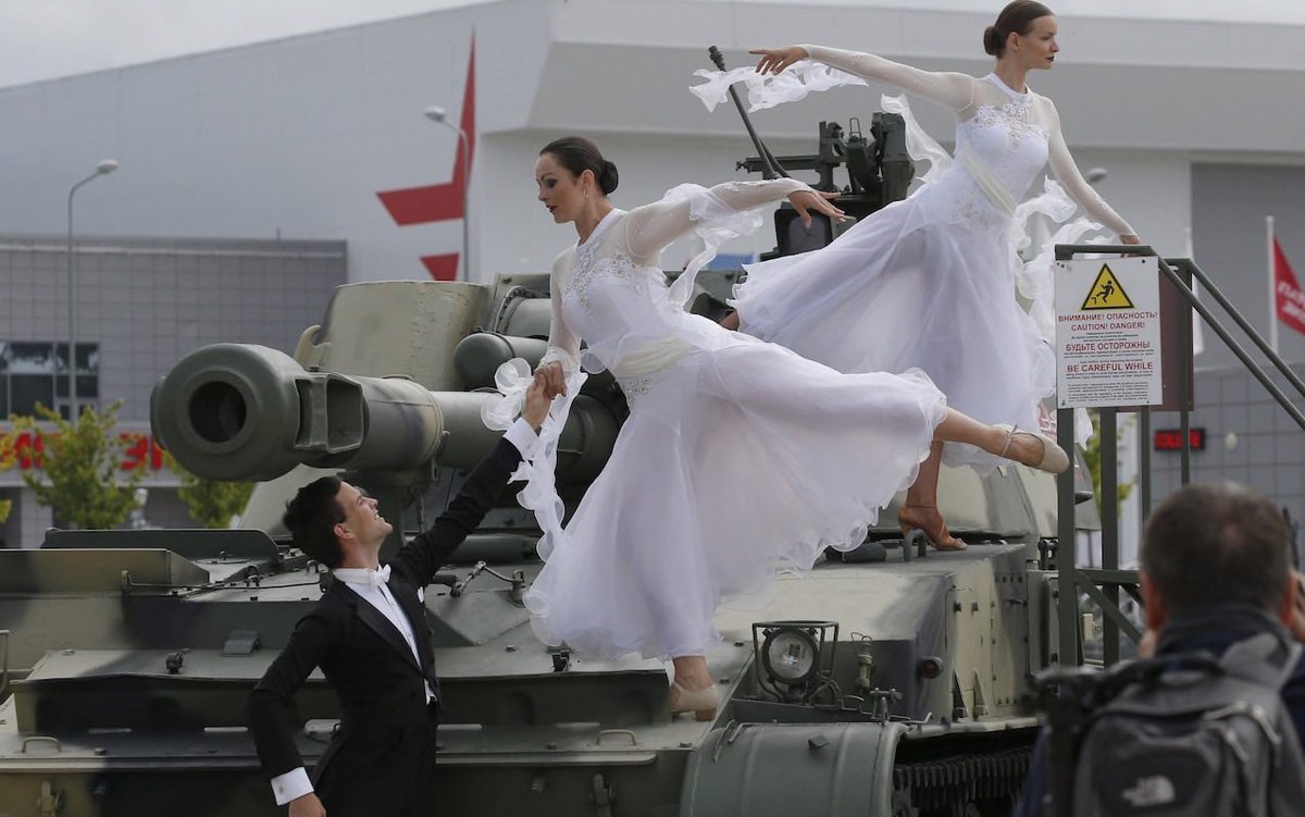 You can't understand Russia with your mind... - Tanks, Ballet, Dancing, Dancers