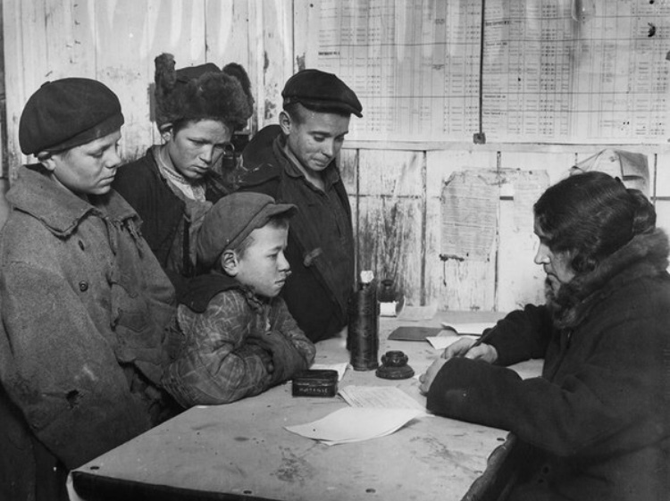 Street children in Soviet Russia - Street kids, the USSR, 1920s, Society, Old photo, Hooligans, Longpost, Children