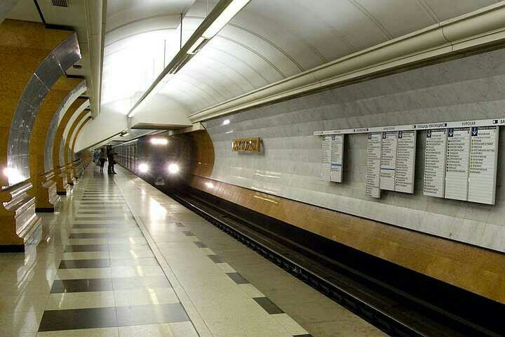 What to do if you fall on the subway tracks? - Metro, Accident, Rails, Electricity, Electricity, High voltage, Memo, Longpost