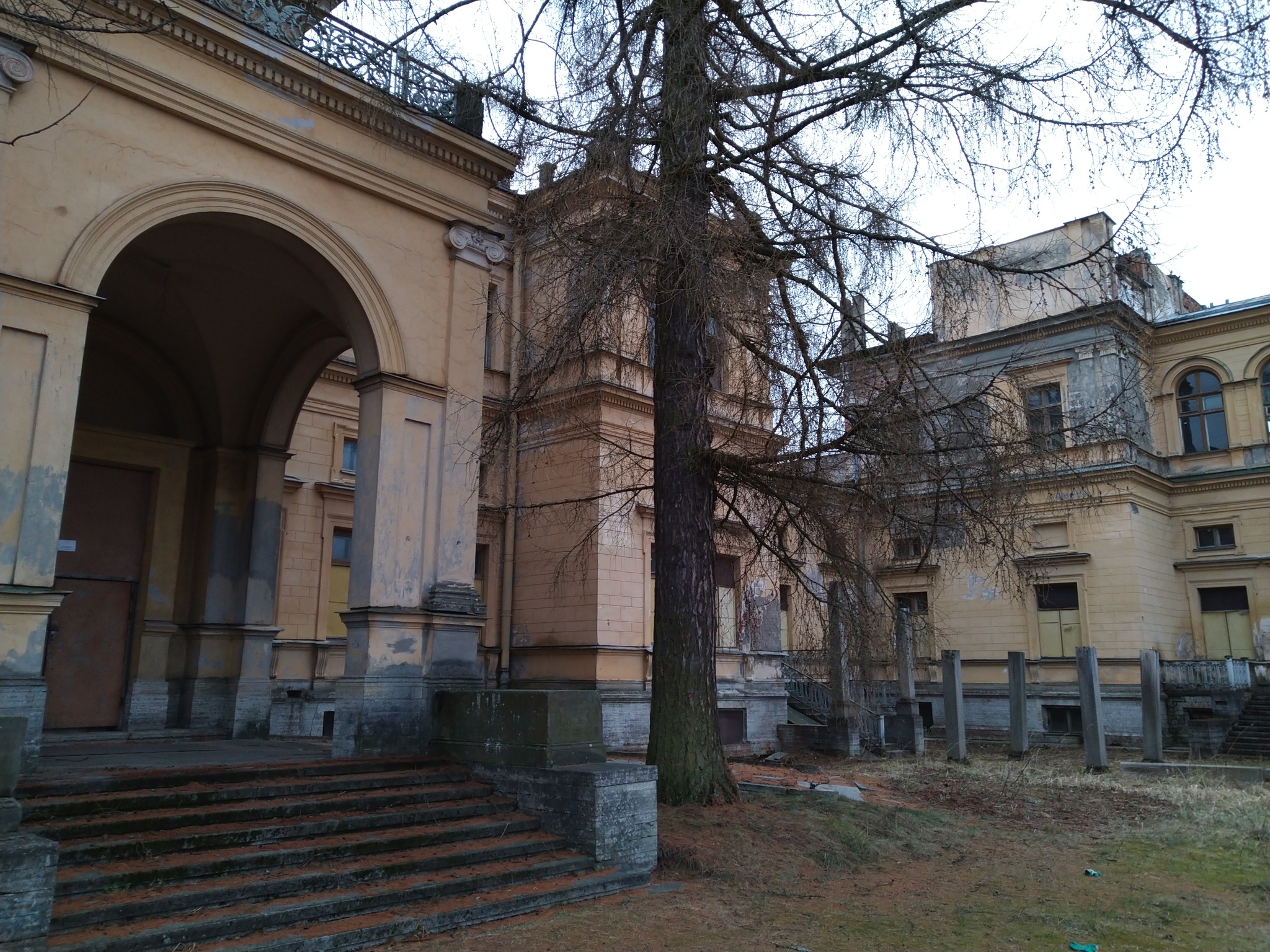 Palace of Grand Duke Mikhail Nikolaevich. Mikhailovskaya Dacha, near St. Petersburg - My, Saint Petersburg, Peterhof, Strelna, The photo, Abandoned, Longpost