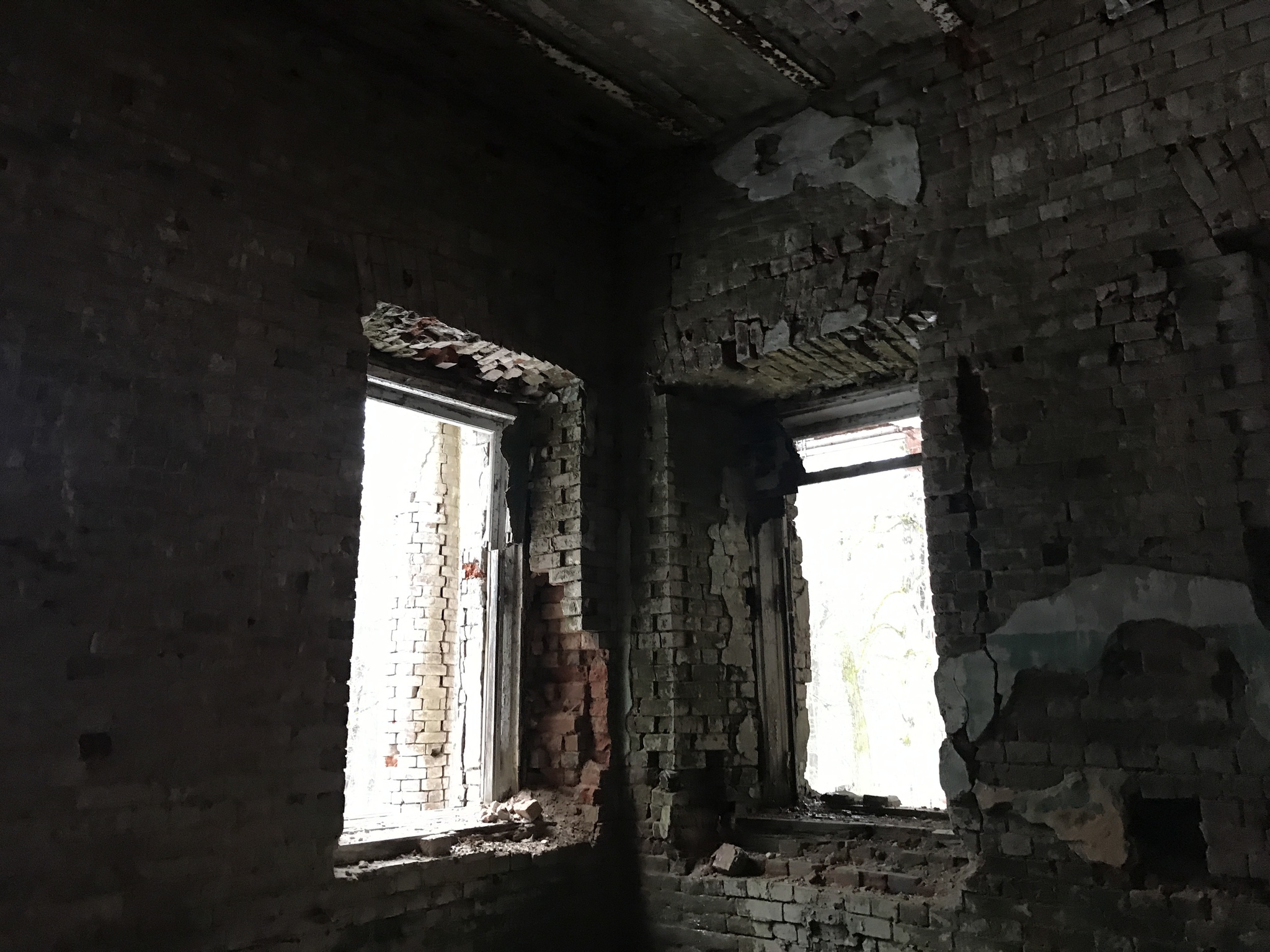 Russian eclecticism | Ruins of a boyar estate - My, Travels, Tourism, Abandoned, Manor, Pavlishchev Bor Estate, Video, Longpost