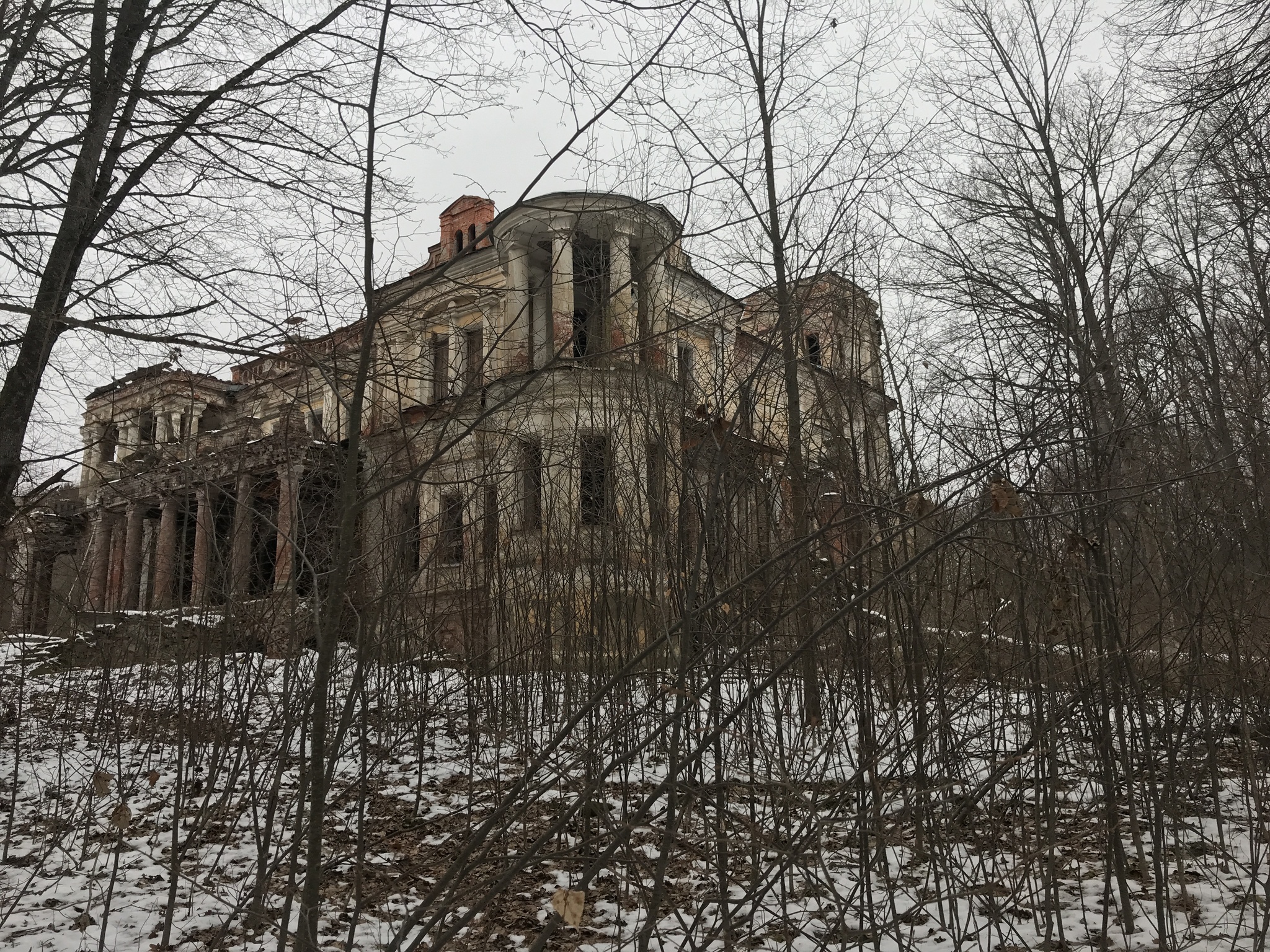 Russian eclecticism | Ruins of a boyar estate - My, Travels, Tourism, Abandoned, Manor, Pavlishchev Bor Estate, Video, Longpost