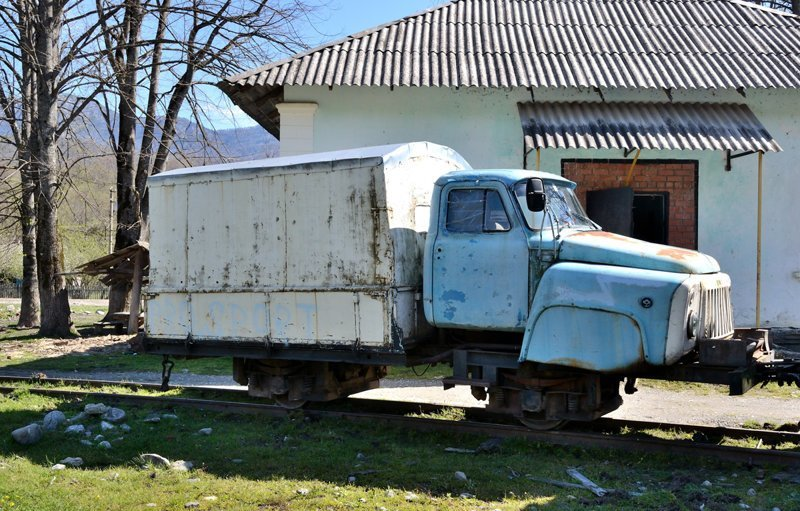 These various handcars - Railway, Trolley, Longpost