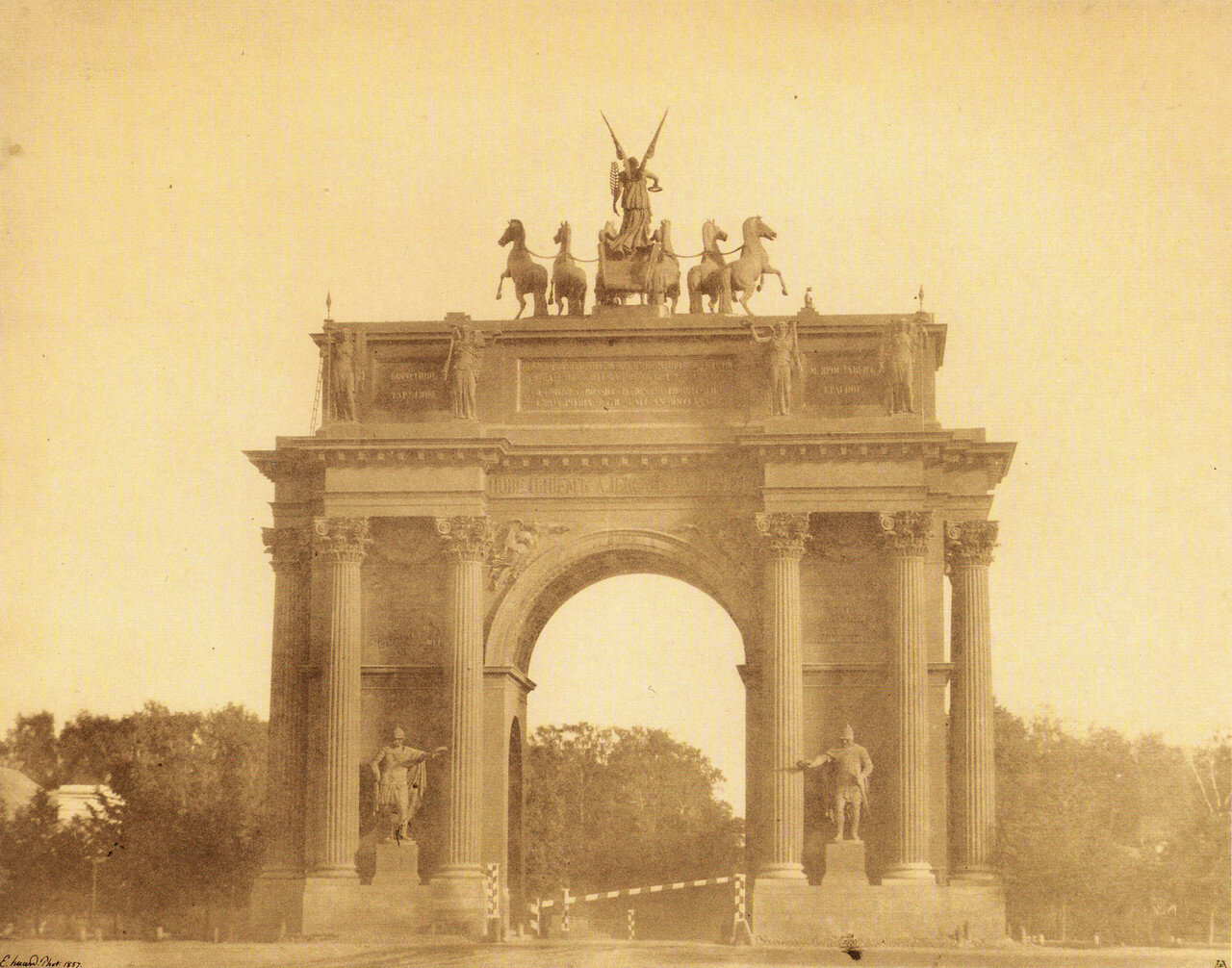 Narva triumphal gates in St. Petersburg in 1857 - My, Colorization, Old photo, Saint Petersburg, Narva Gate, Architecture, Story