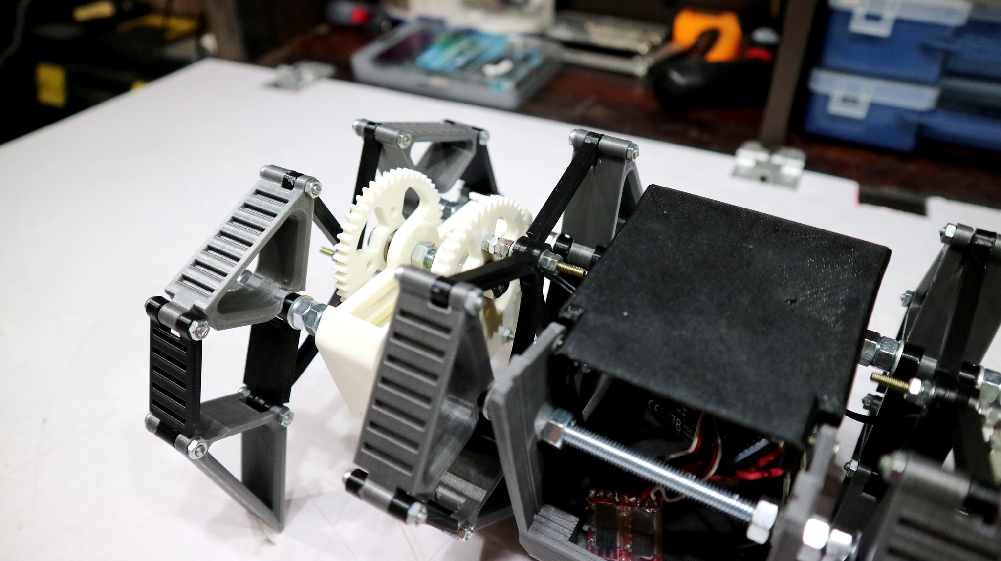 R\U Walker based on Theo Jansen mechanisms - My, Robot, Walker, Radio controlled models, 3D печать, Video, Longpost