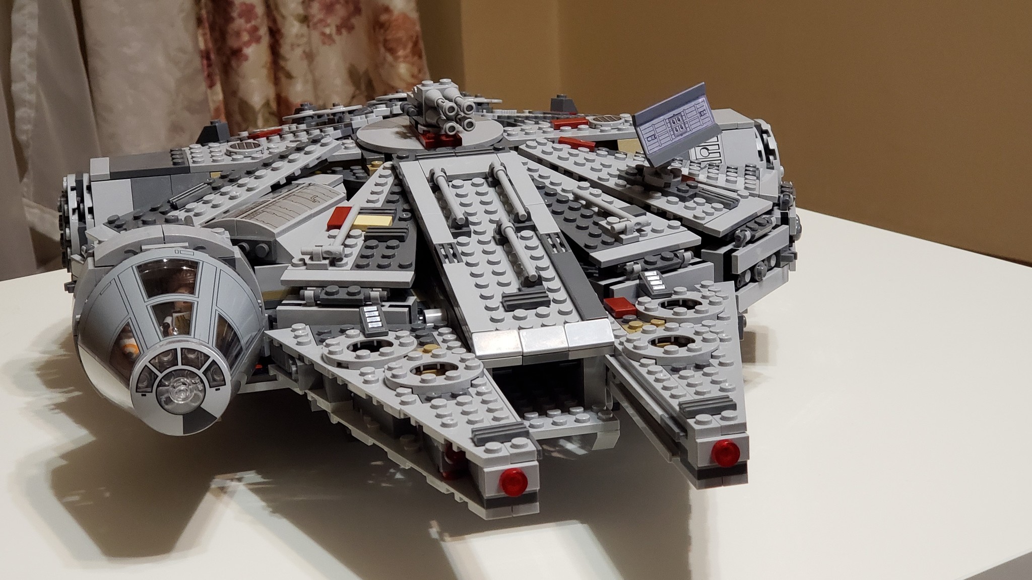 Millennium Falcon в режиме эконом - Моё, LEGO, Lepin, Конструктор, Star Wars, Тысячелетний сокол, Почта России, Длиннопост