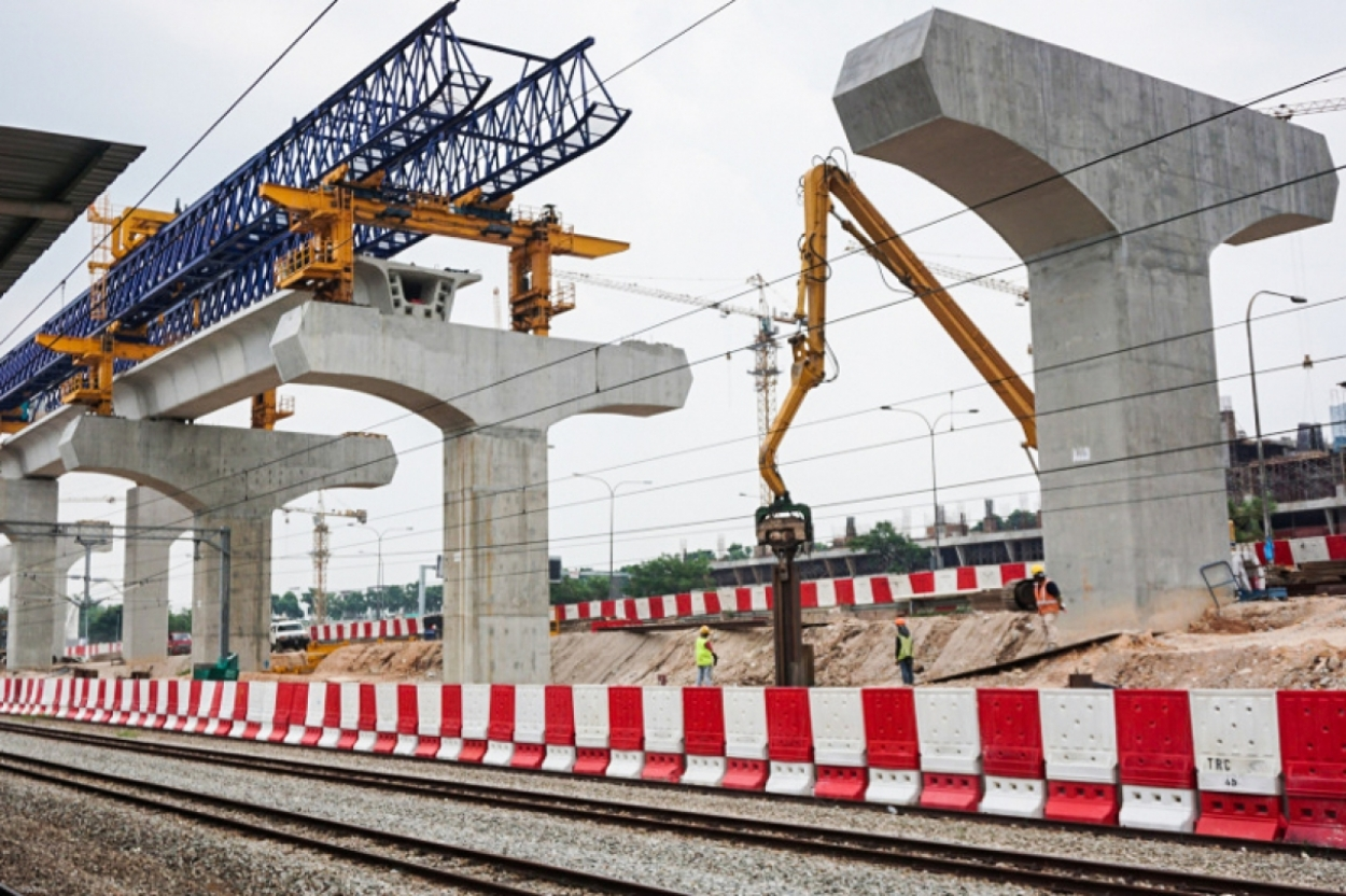 Unfinished construction in the capital of Kazakhstan: tram, bus or nothing? - Public transport, Astana, Nur-Sultan, Longpost, Kazakhstan, Tram, Bus