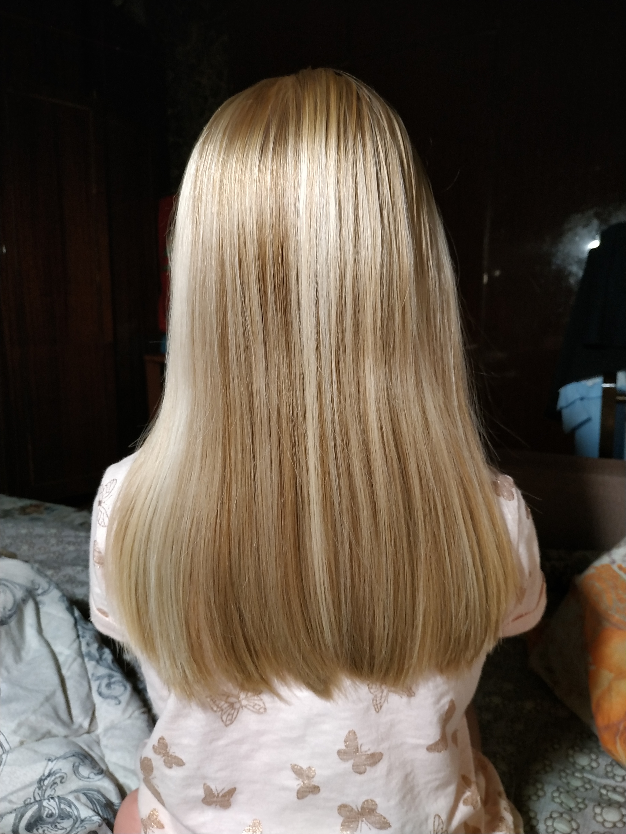 Beautiful daughter's hair) She is 7 years old - My, Motherhood, Childhood, Longpost, Children, Long hair