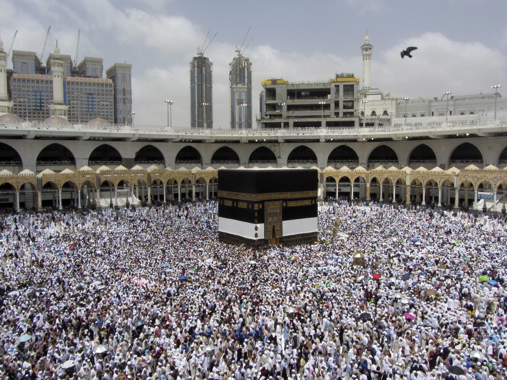 The sacred mosque is closed for the first time in history - Saudi Arabia, Mecca, Pilgrimage, Quarantine, Longpost, Coronavirus