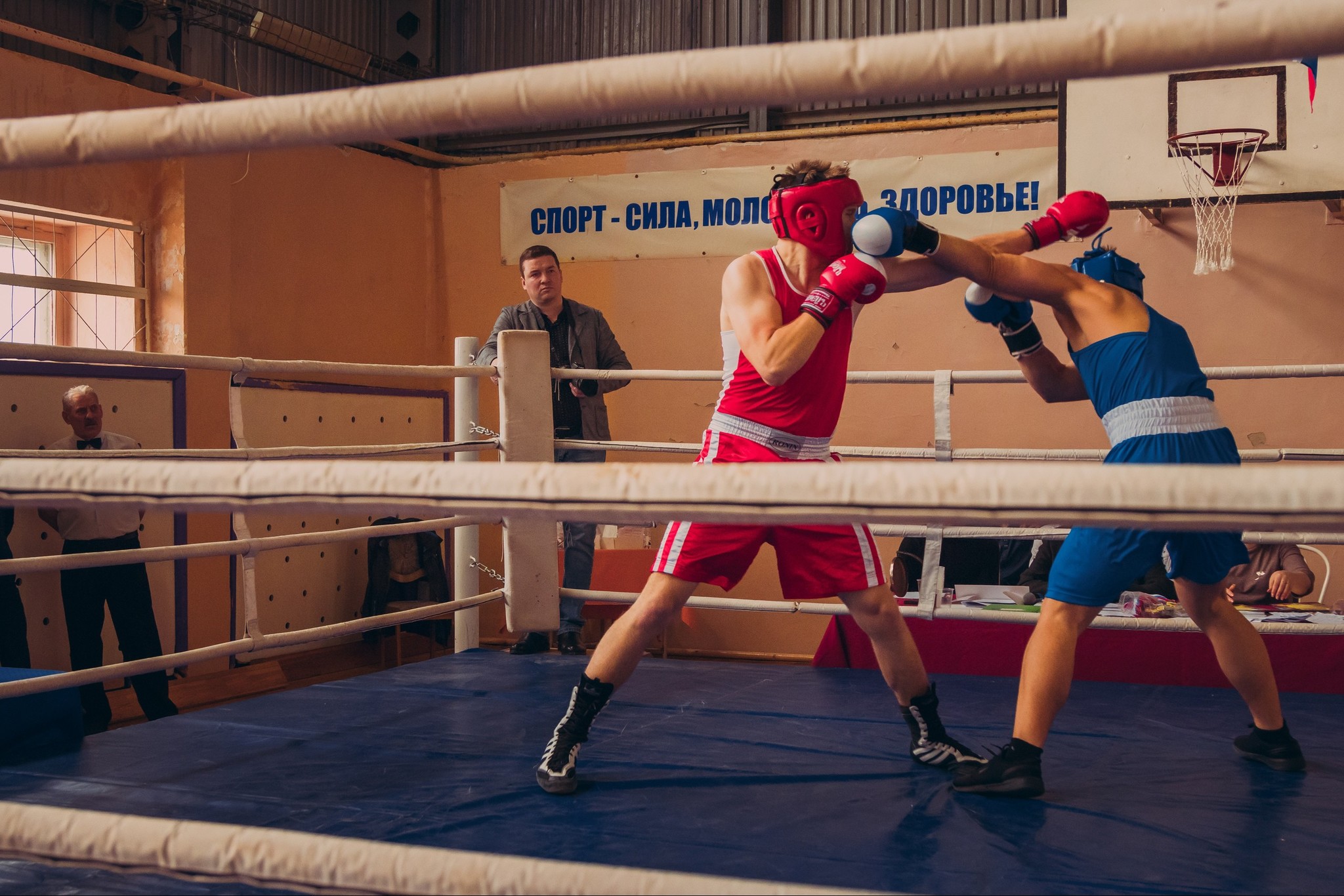 Photos from boxing competitions in the city of Otradny: “In the ring” - My, The photo, Pleasing, Boxing, Boxing tournament, Sport