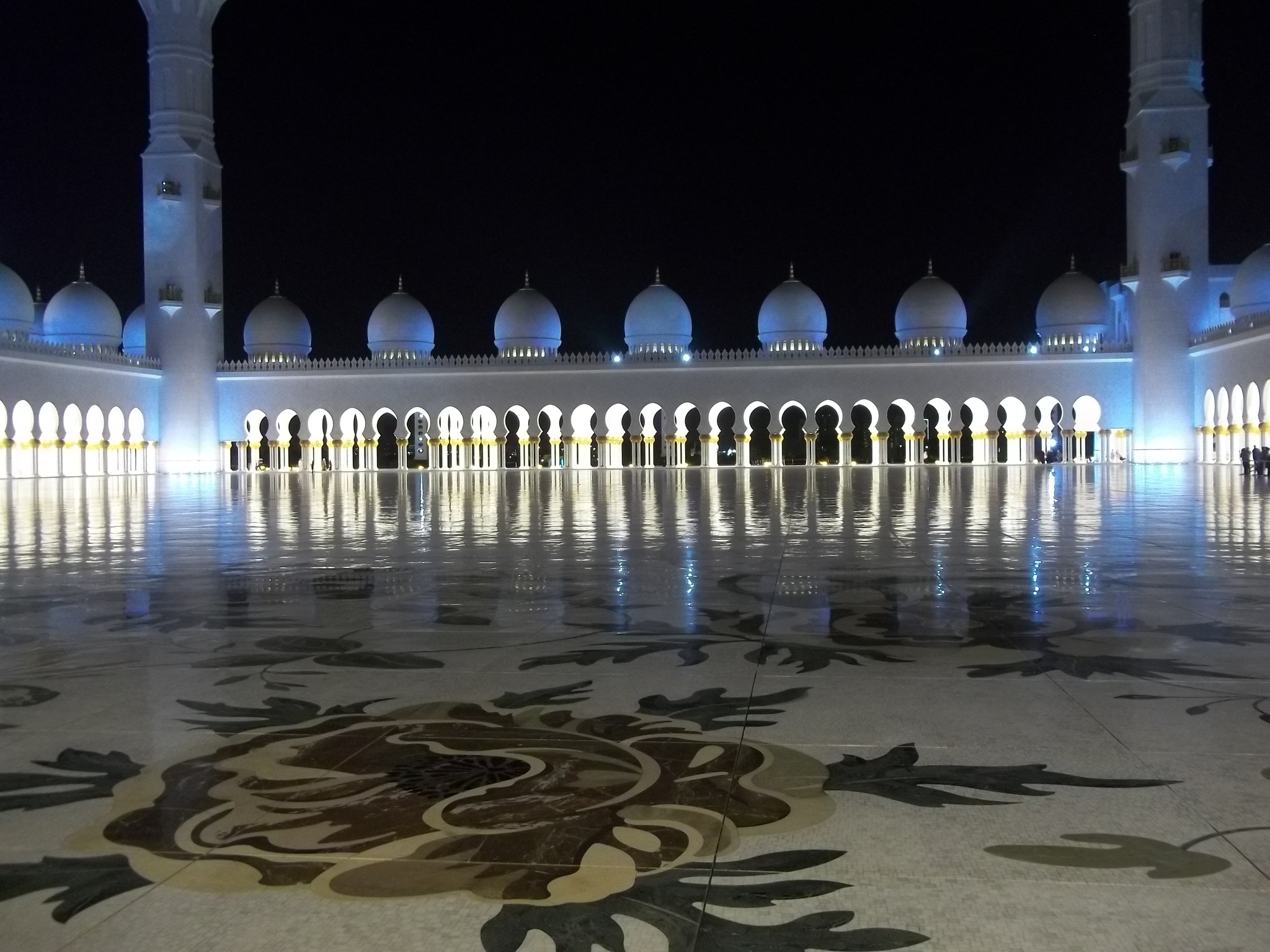 Abu Dhabi - UAE part 1 - My, UAE, Abu Dhabi, Burj Khalifa, Jeep Safari, White Mosque, Longpost