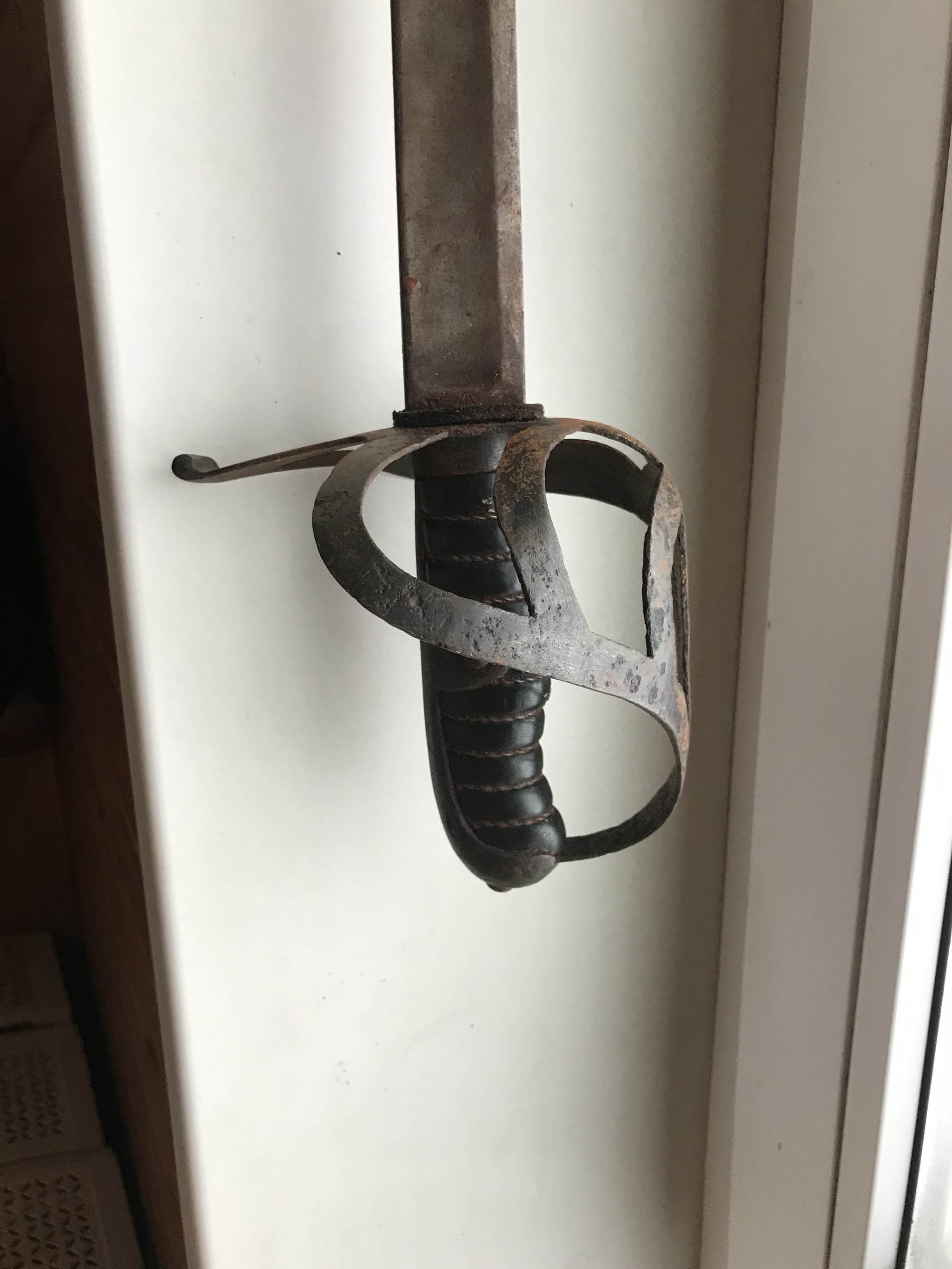 Need help identifying a broadsword - My, Steel arms, Story, Antiques, History (science), Sword, Weapon, Longpost