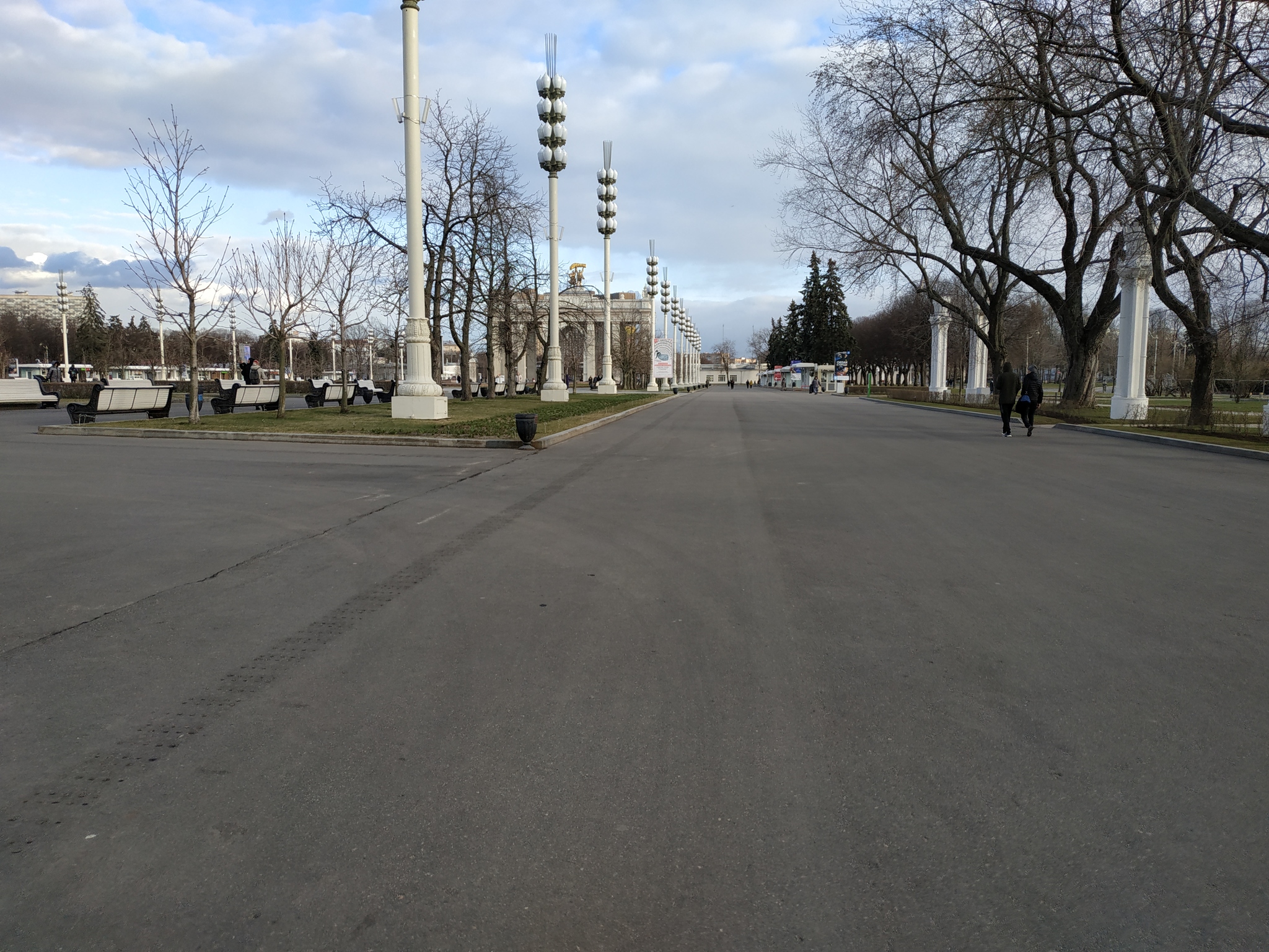 Deserted VDNKh on Friday evening - My, VDNKh, Coronavirus, Friday, Longpost