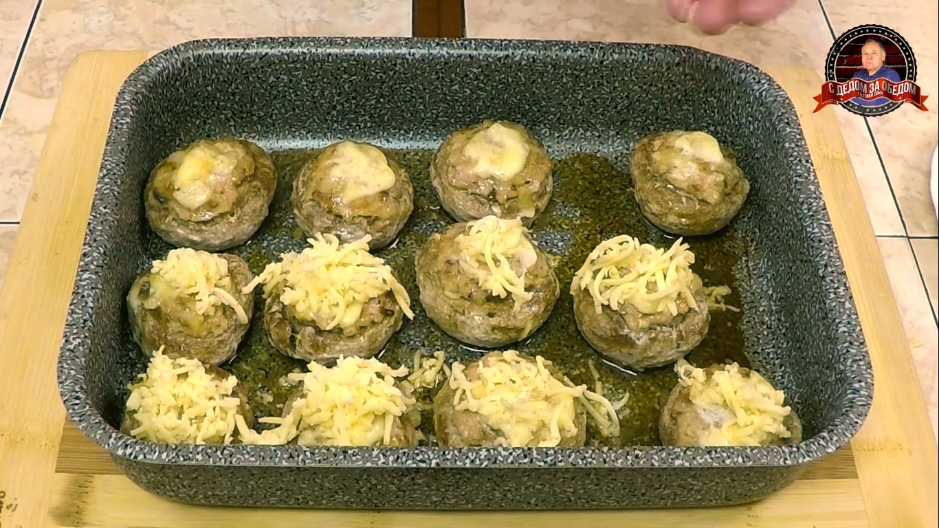 Stuffed champignon mushrooms - My, Mushrooms, With grandfather at lunch, Food, Cooking, Video, Longpost, Recipe, Video recipe