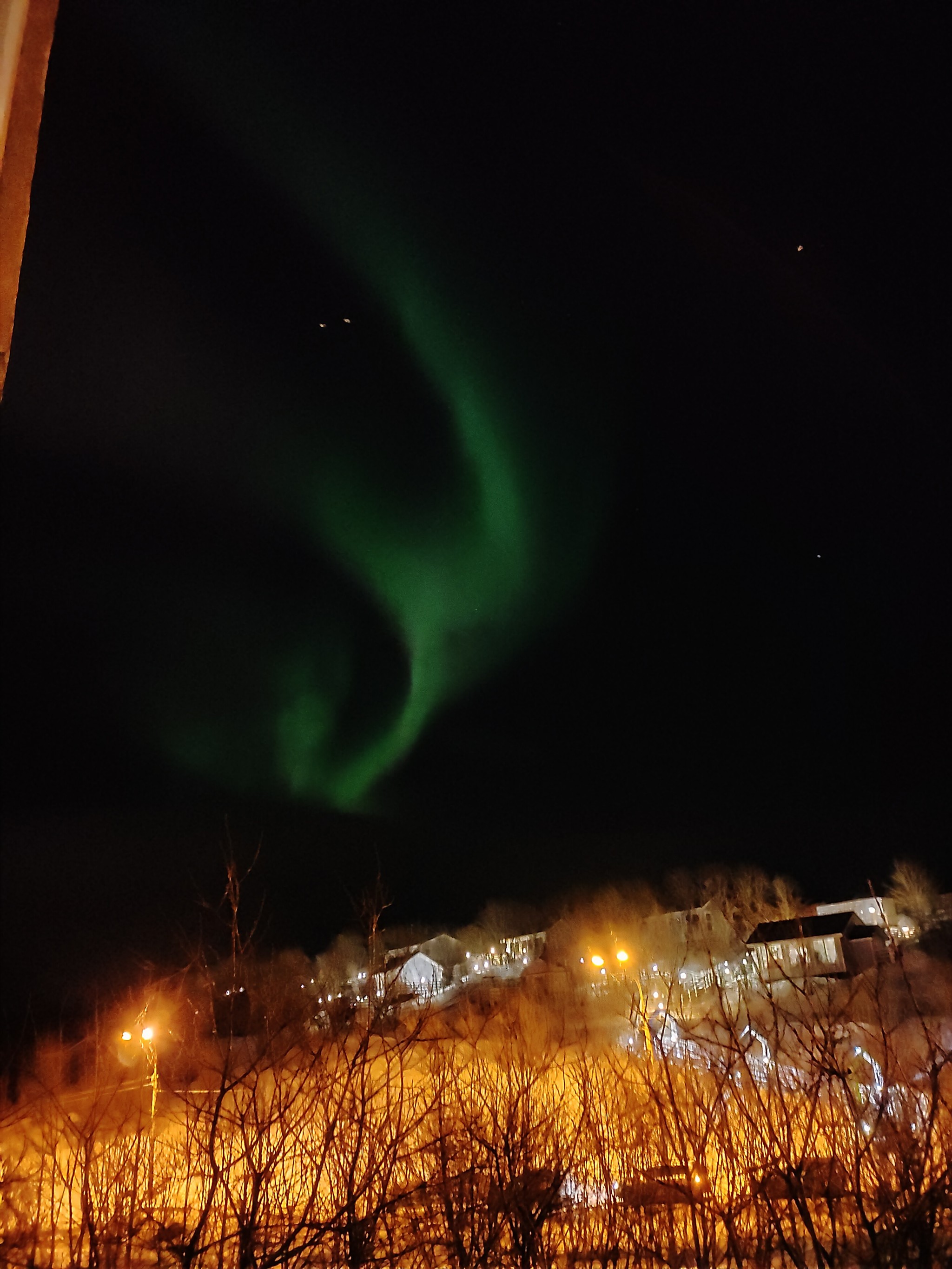 Spring came. It’s +5 outside. And in the sky... - My, Murmansk, Aurora Borealis, Quarantine, Longpost, Polar Lights