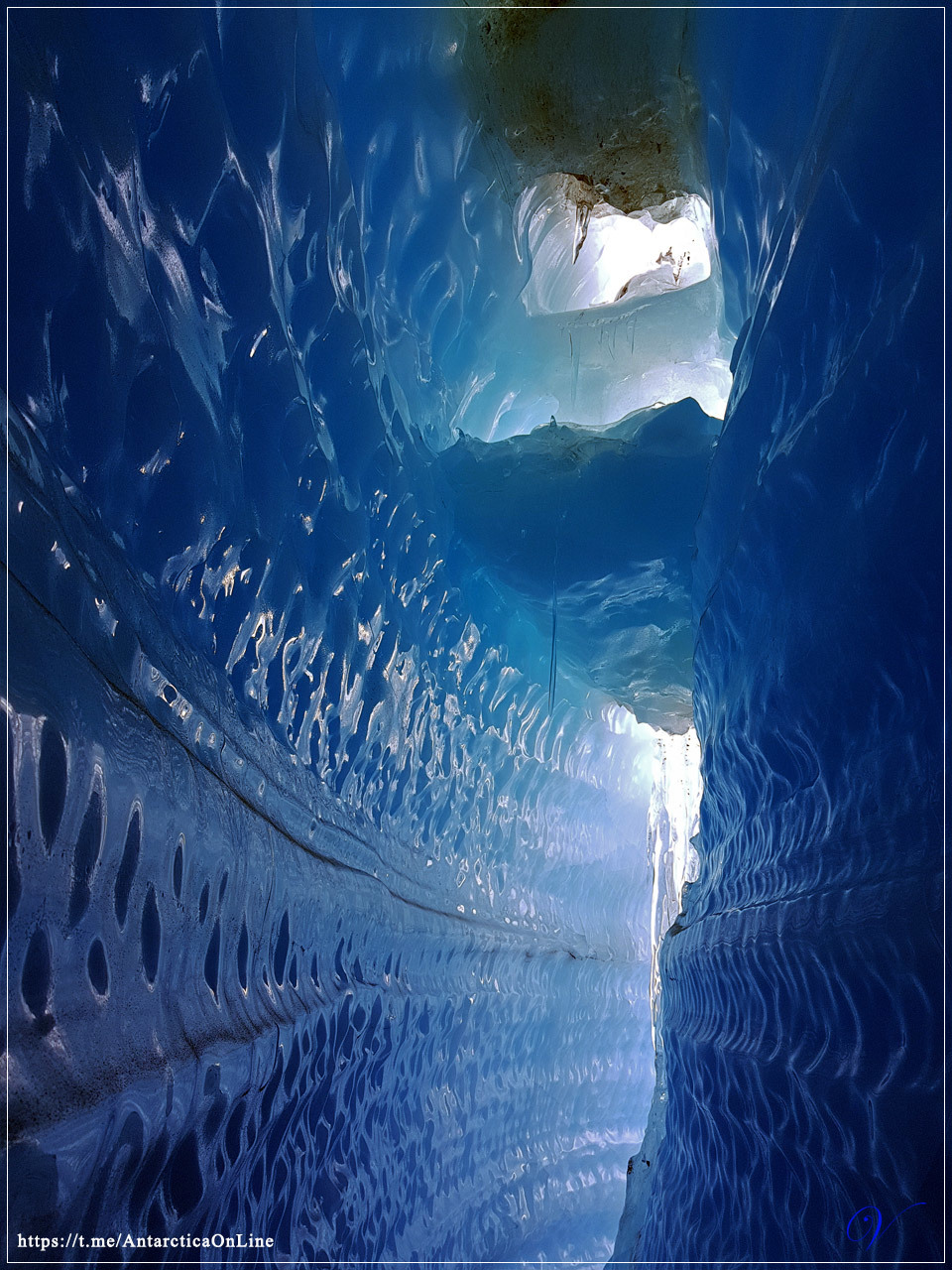 Пещеры Антарктиды