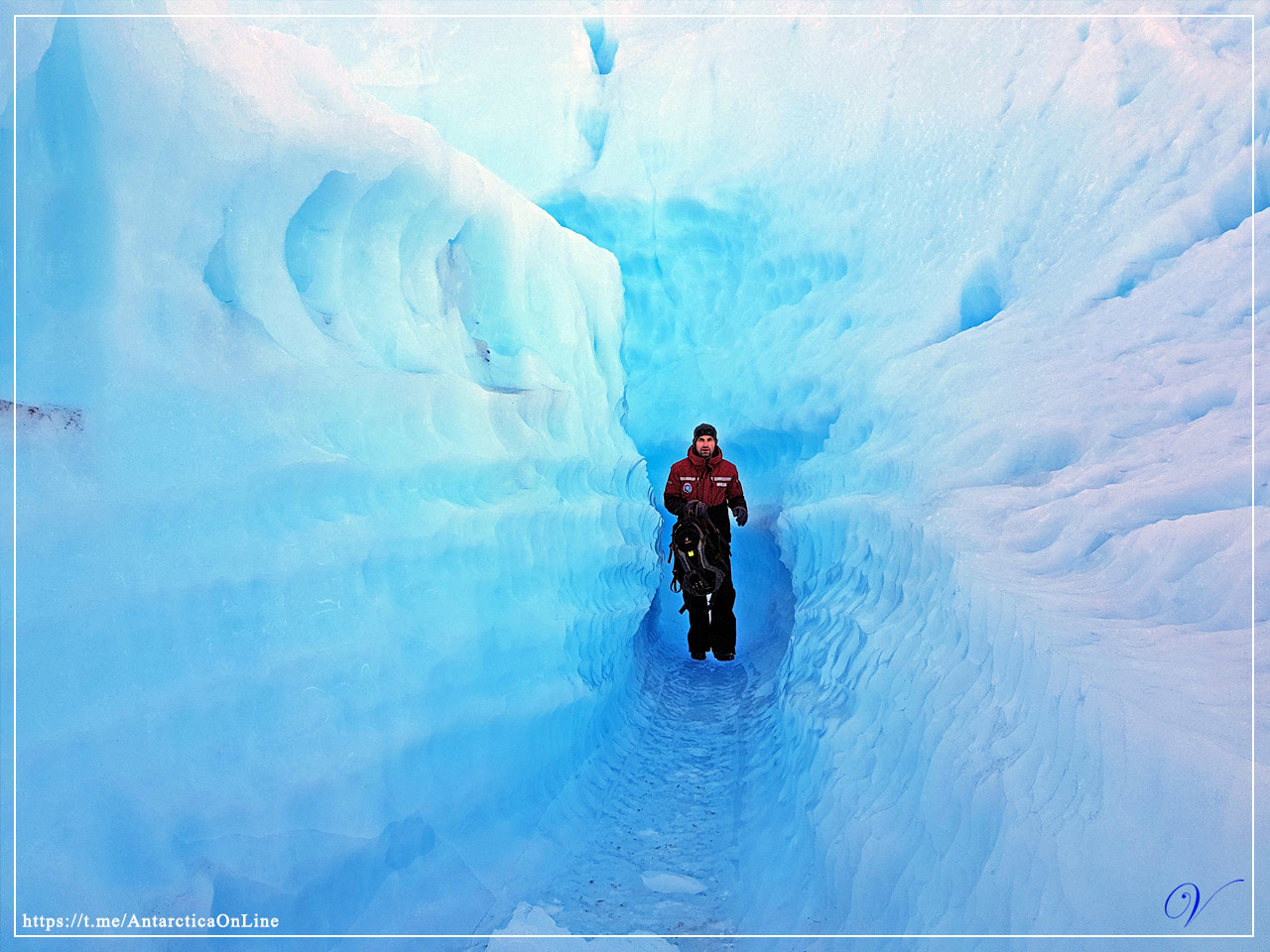 Ice, caves and Antarctic icicles - My, Antarctica, Antarctica On-Line, Novolazarevskaya Station, Caves, Icicles, Longpost