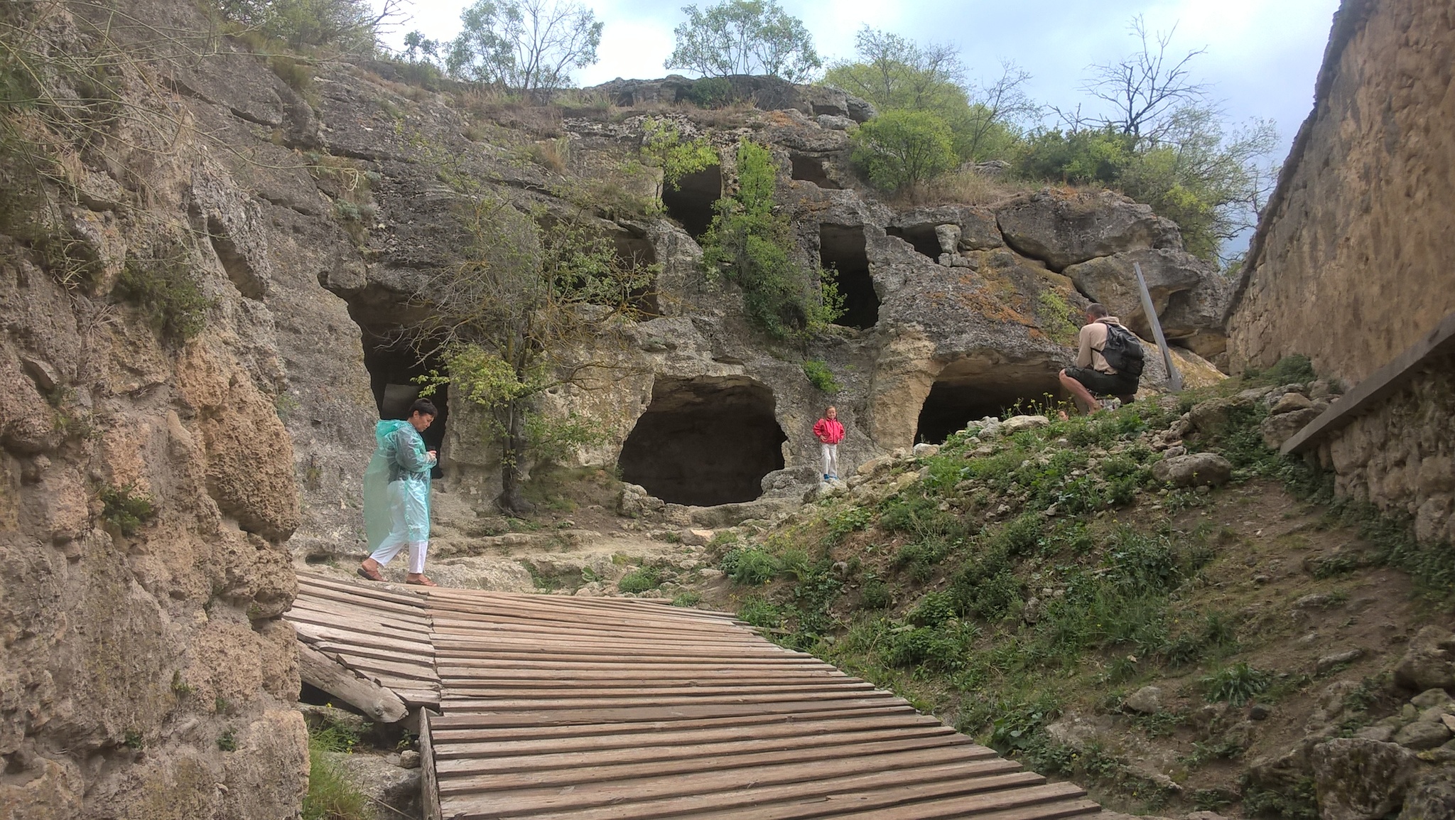 Cave city Chufut-Kale. Continuation...) - My, Crimea, Bakhchisarai, Chufut-Kale, Cave City, Caves, Excavations, Karaites, Ancient city, Longpost