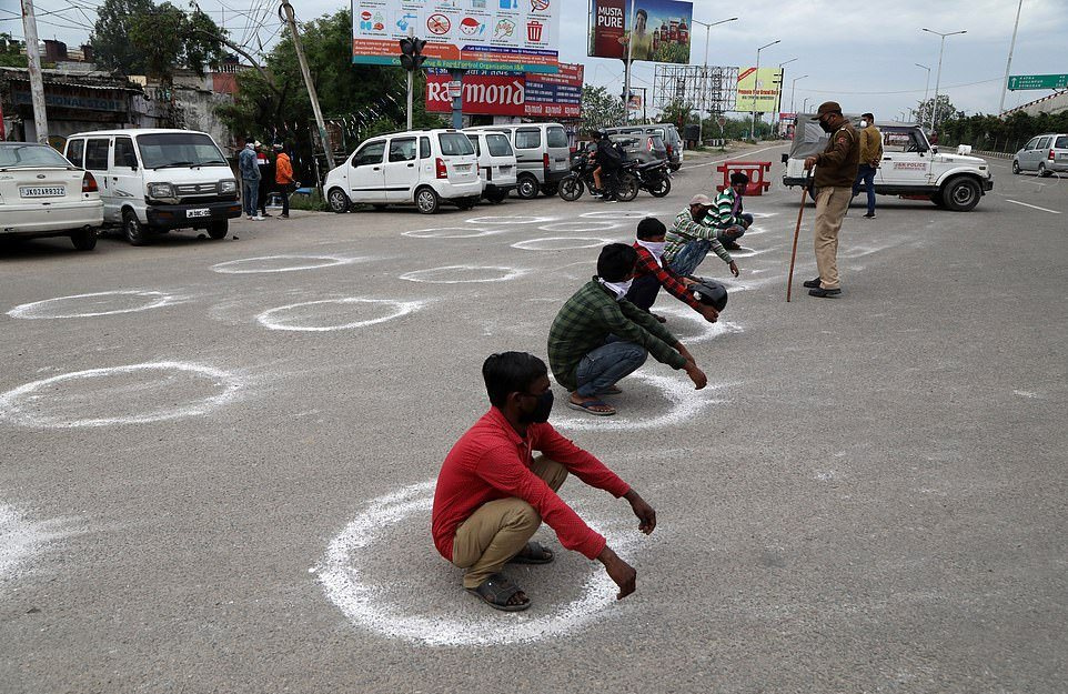 Indians warned they could be shot if they stay home due to coronavirus - India, Decree, Coronavirus, Longpost