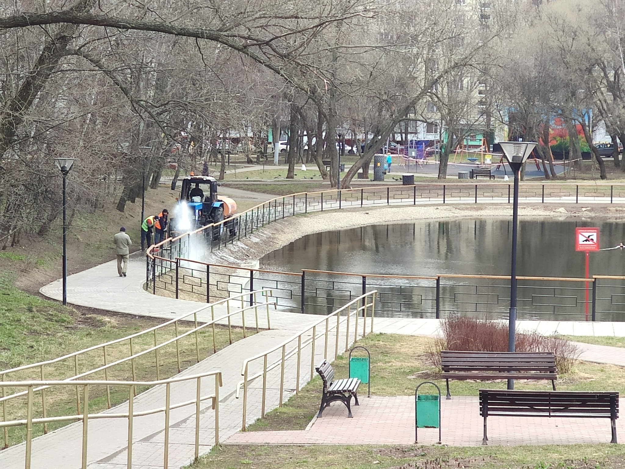 Disinfection according to Moscow... - My, Street cleaning, Coronavirus