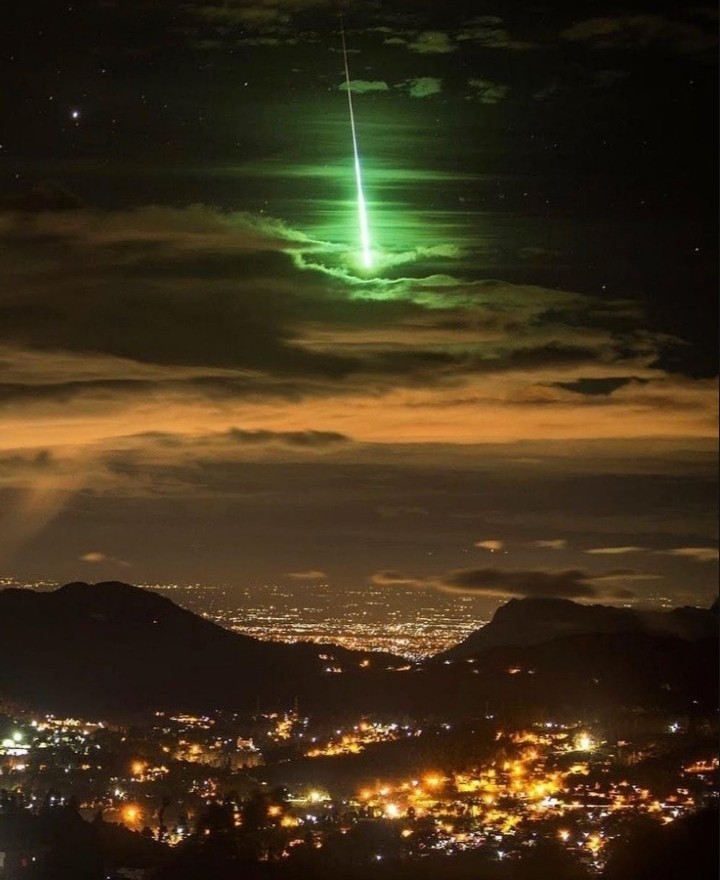 Stunning bright green meteor captured in South India - Nature, beauty of nature, Meteor, The photo, beauty, India