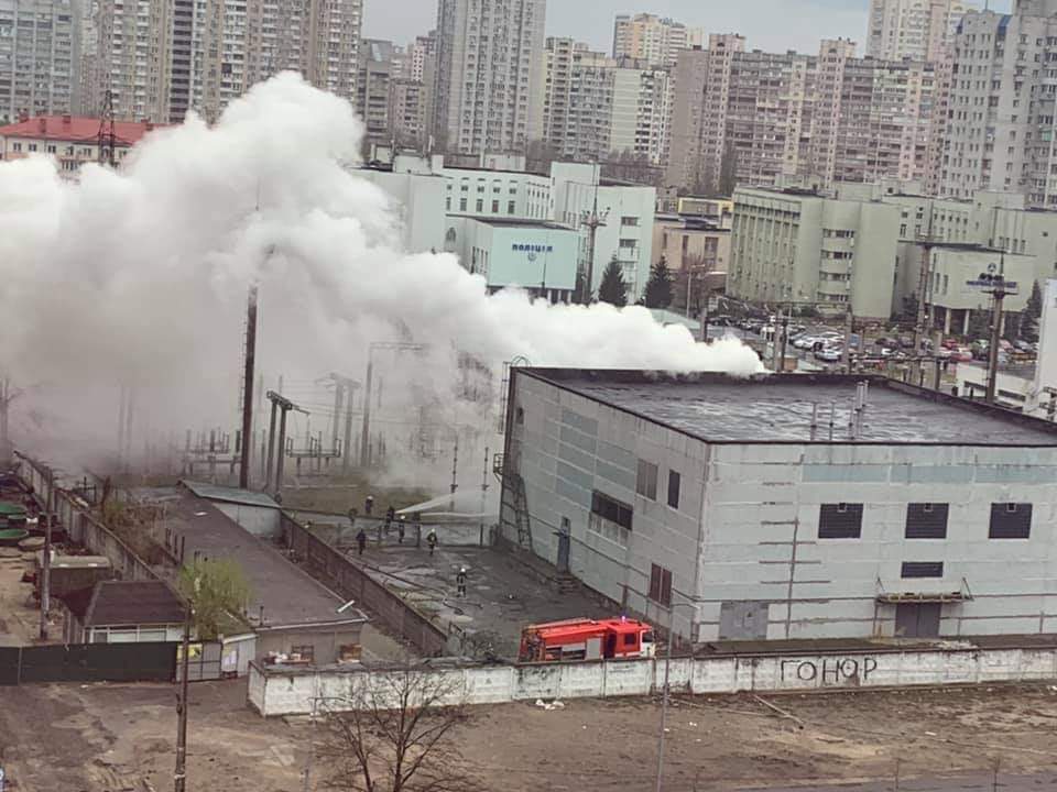 New accident. Only from the oven. Heated with T-1500 oil - Electricity, Электрик, Substation, Short circuit, Fire, Video, Longpost