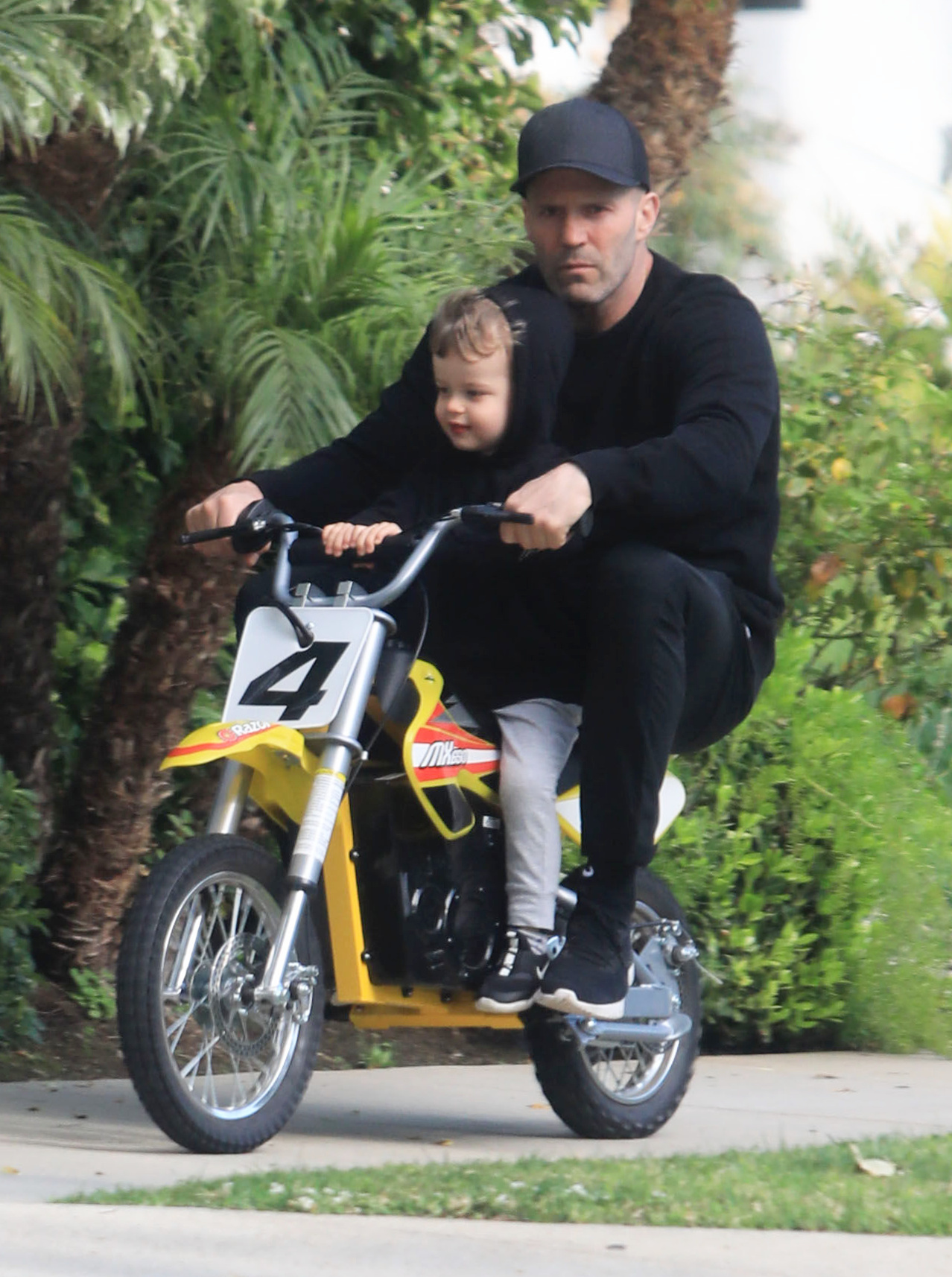 Carrier - Carrier, Children, Jason Statham