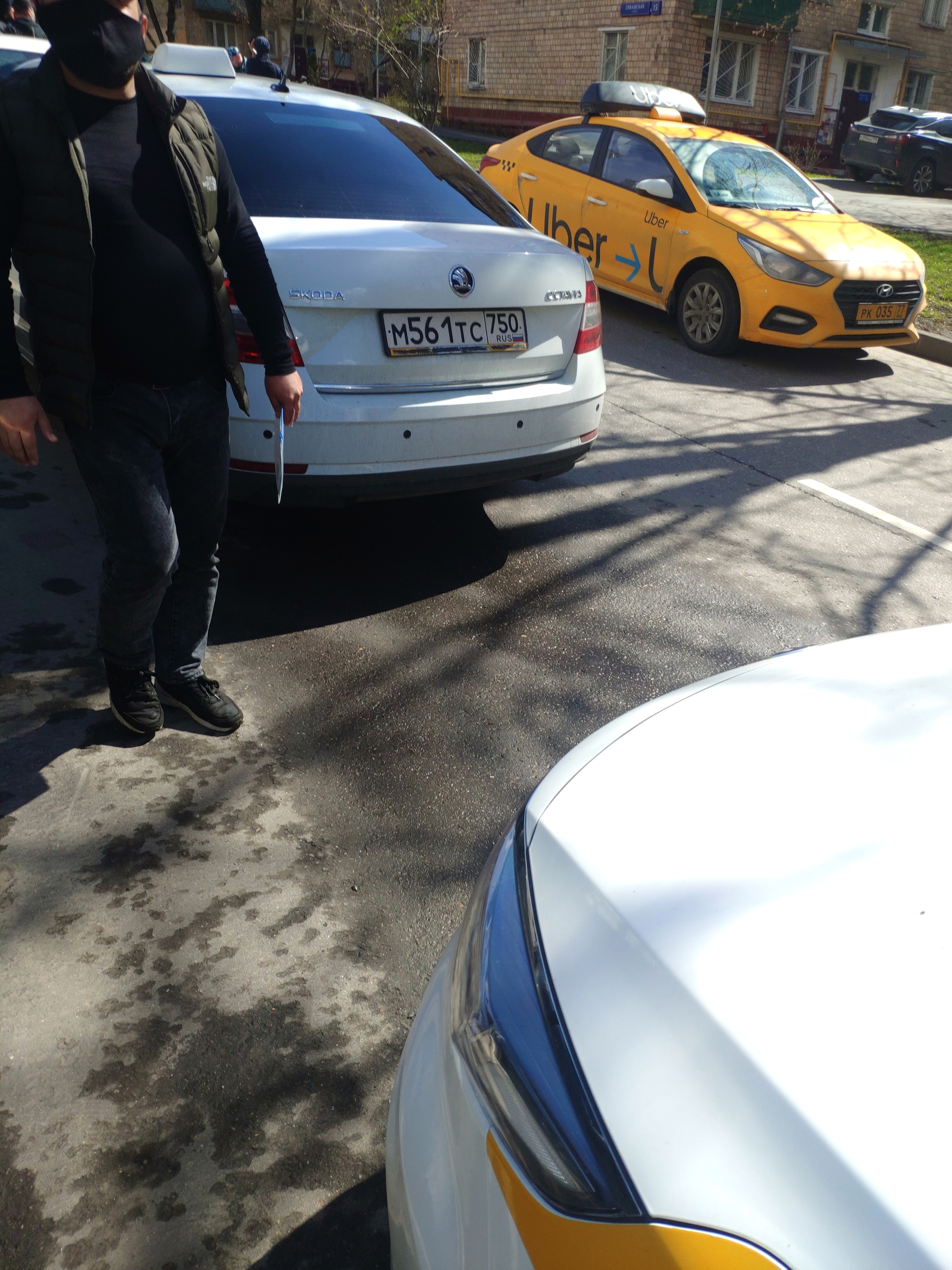 Support for taxi drivers or how to block a street in Moscow - Yandex Taxi, Yandex Food, Yandex., Quarantine, Longpost