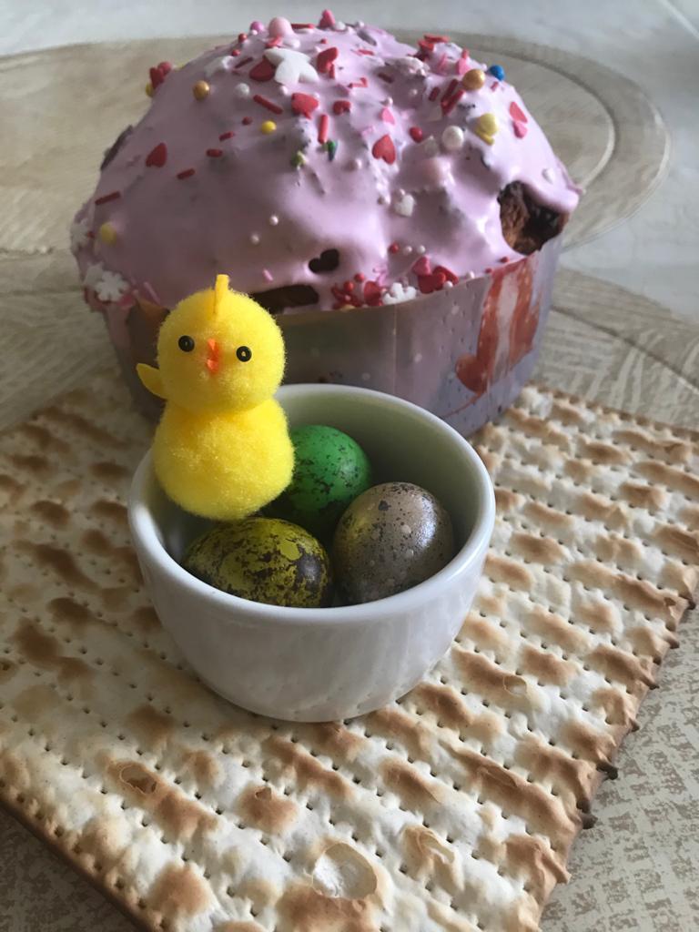 Happy holiday! - Easter, Kulich, Matzo, Easter eggs