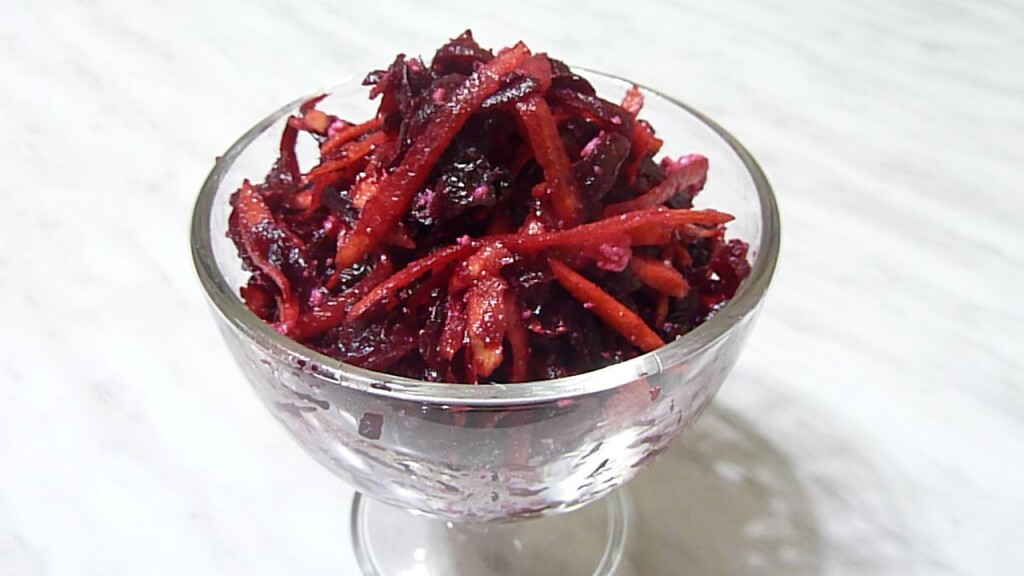 Salads with beets and prunes - My, Beet, Video recipe, Recipe, Salad, Video, Longpost, Cooking