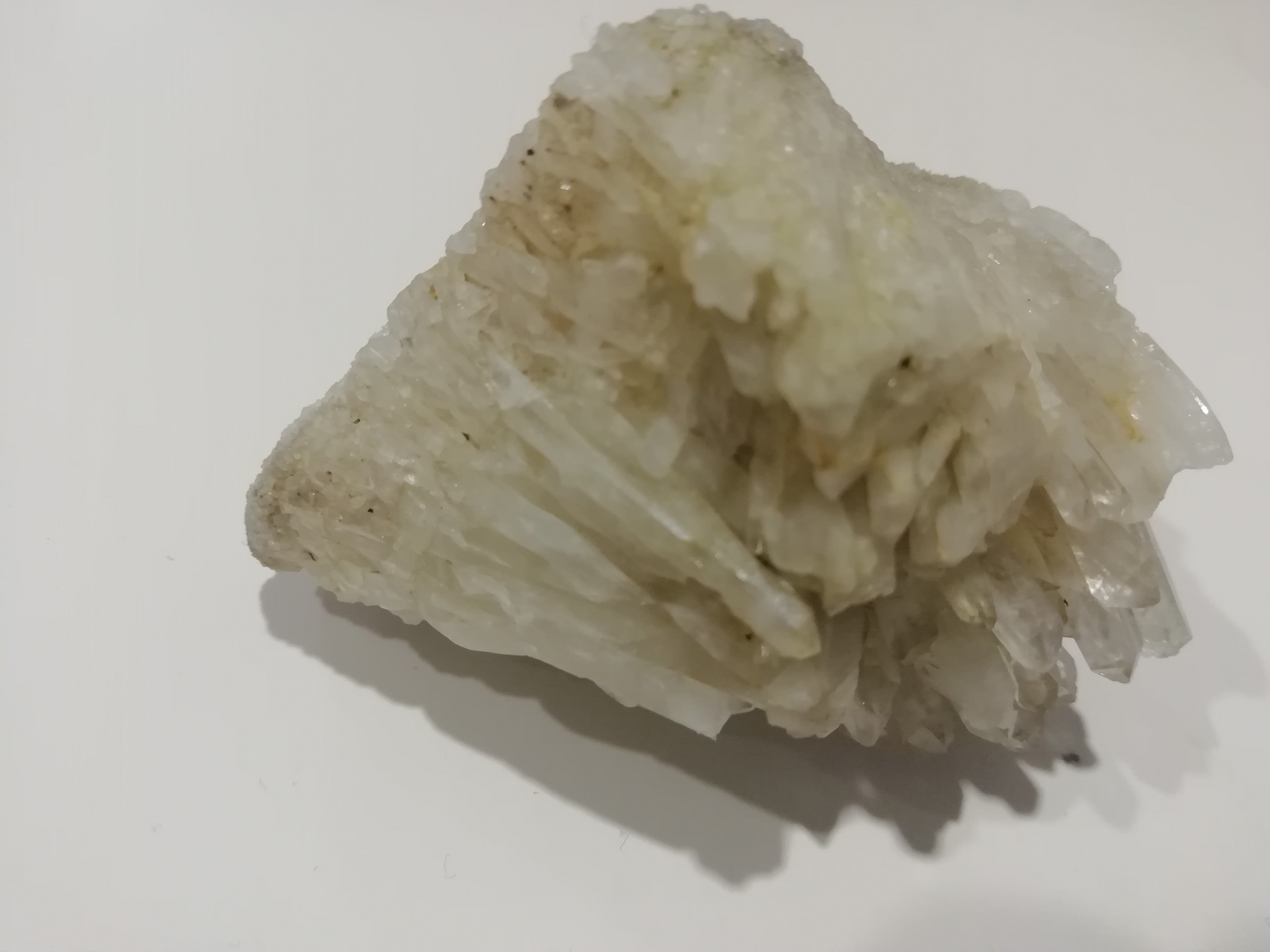 What kind of mineral is this? It's quartz! - My, Minerals, Question, Longpost