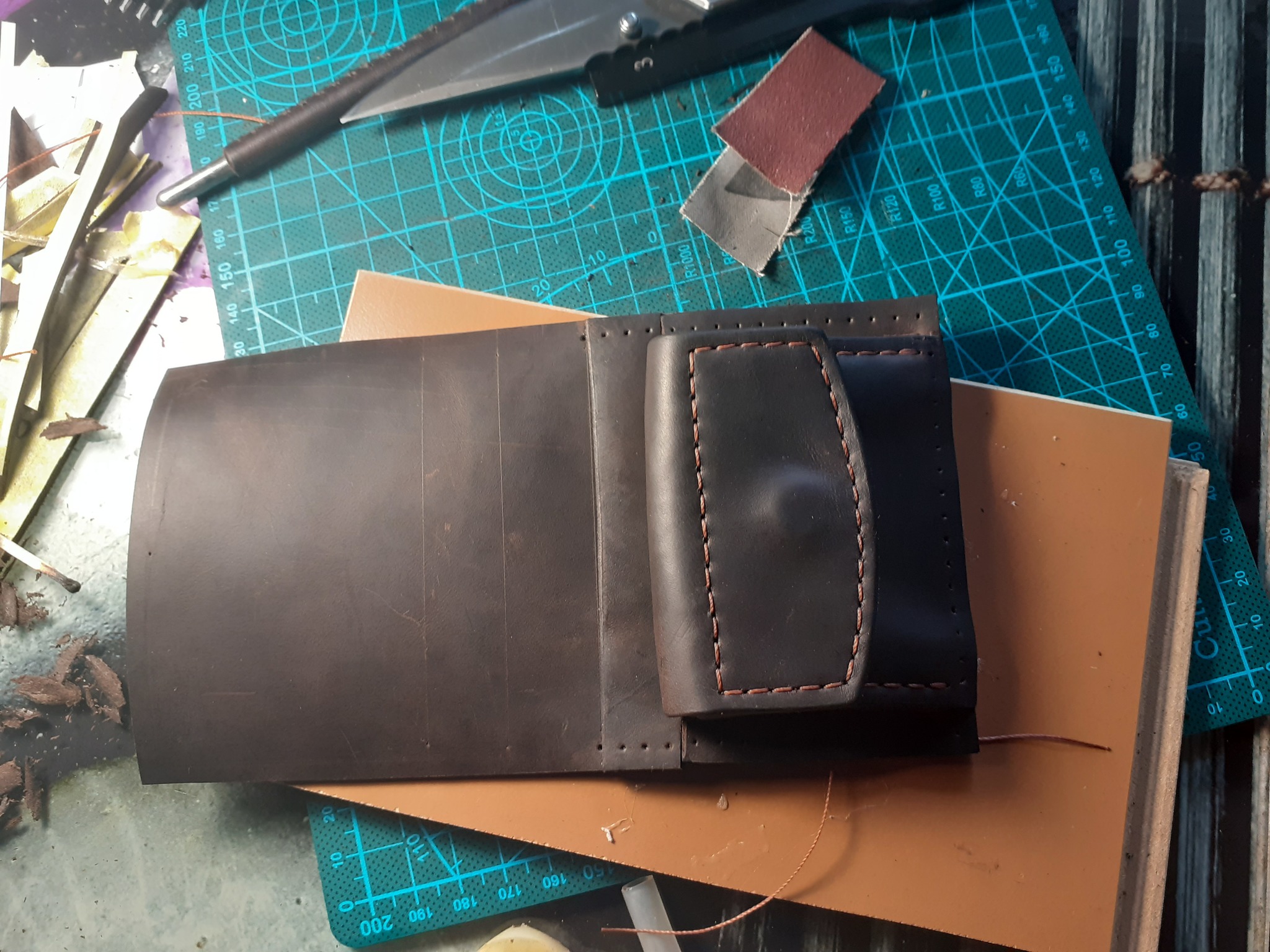 Wallet with coin box - My, Leather products, Leather craft, Natural leather, Leather, Longpost, Needlework with process