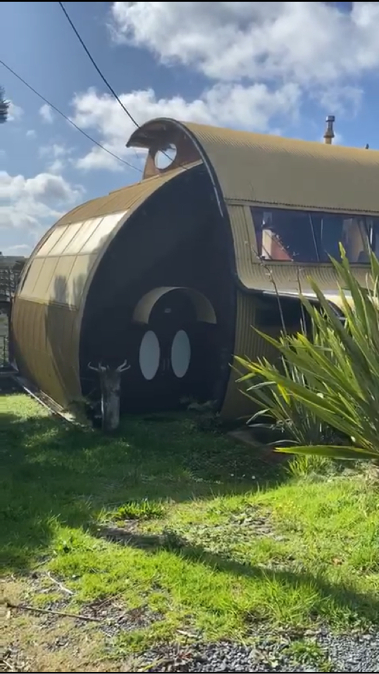 round house - My, Oakland, New Zealand, House, Longpost